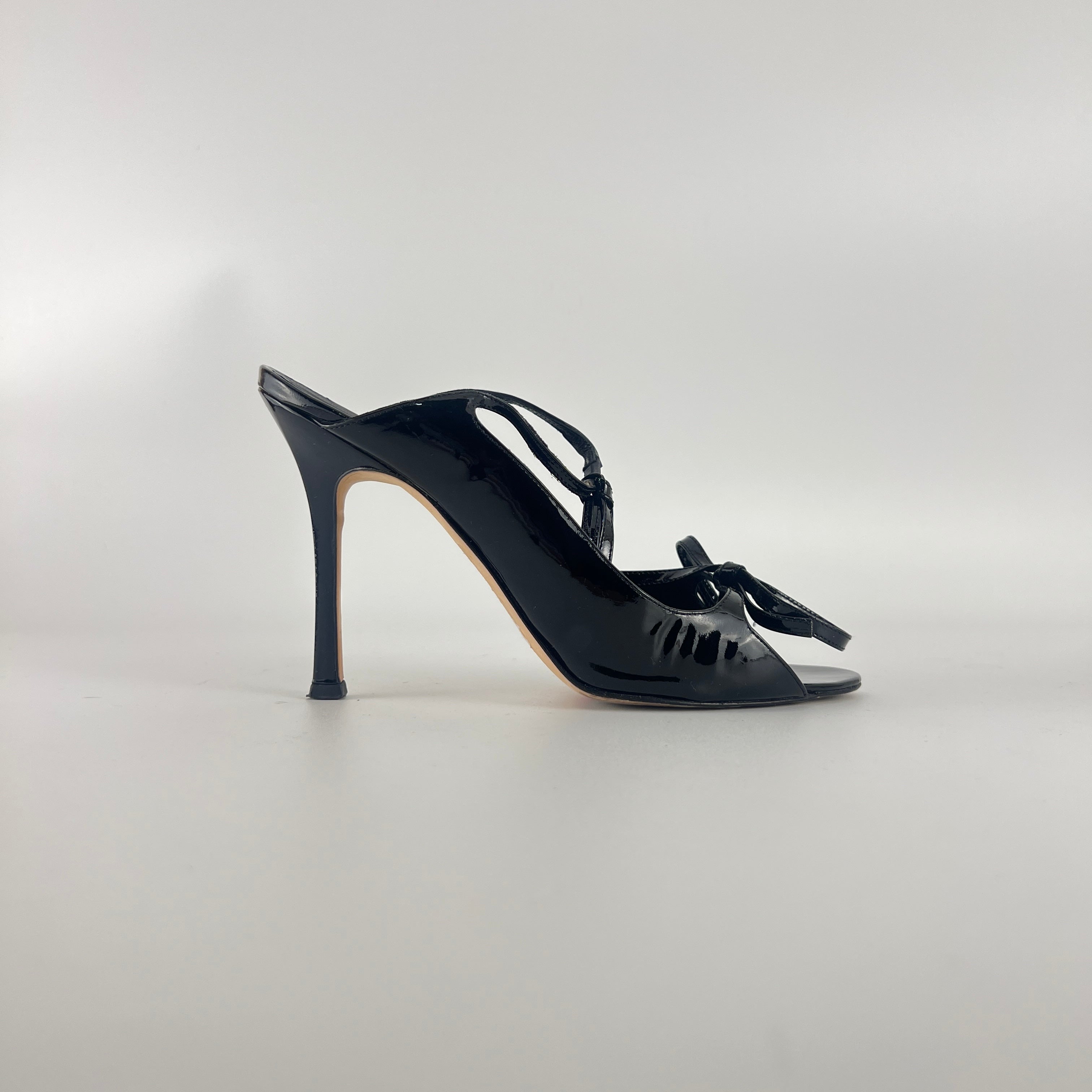 Manolo Blahnik | Claudia Black Patent Leather Ribbon Bow Sandal Heels (37.5)