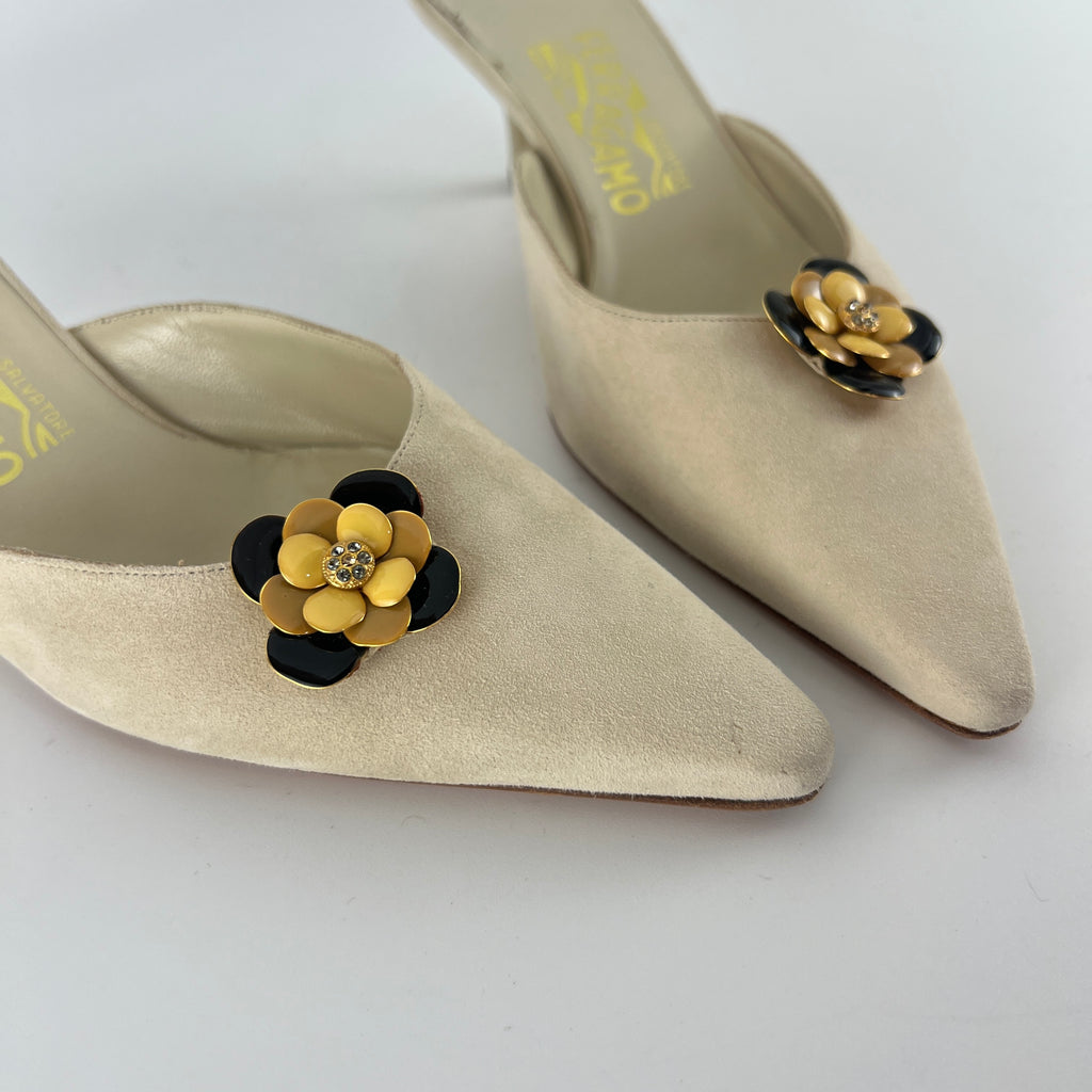 Ferragamo | Noblesse White Sued Leather Metal Flower Applique Pointed Toe Mule (36.5)