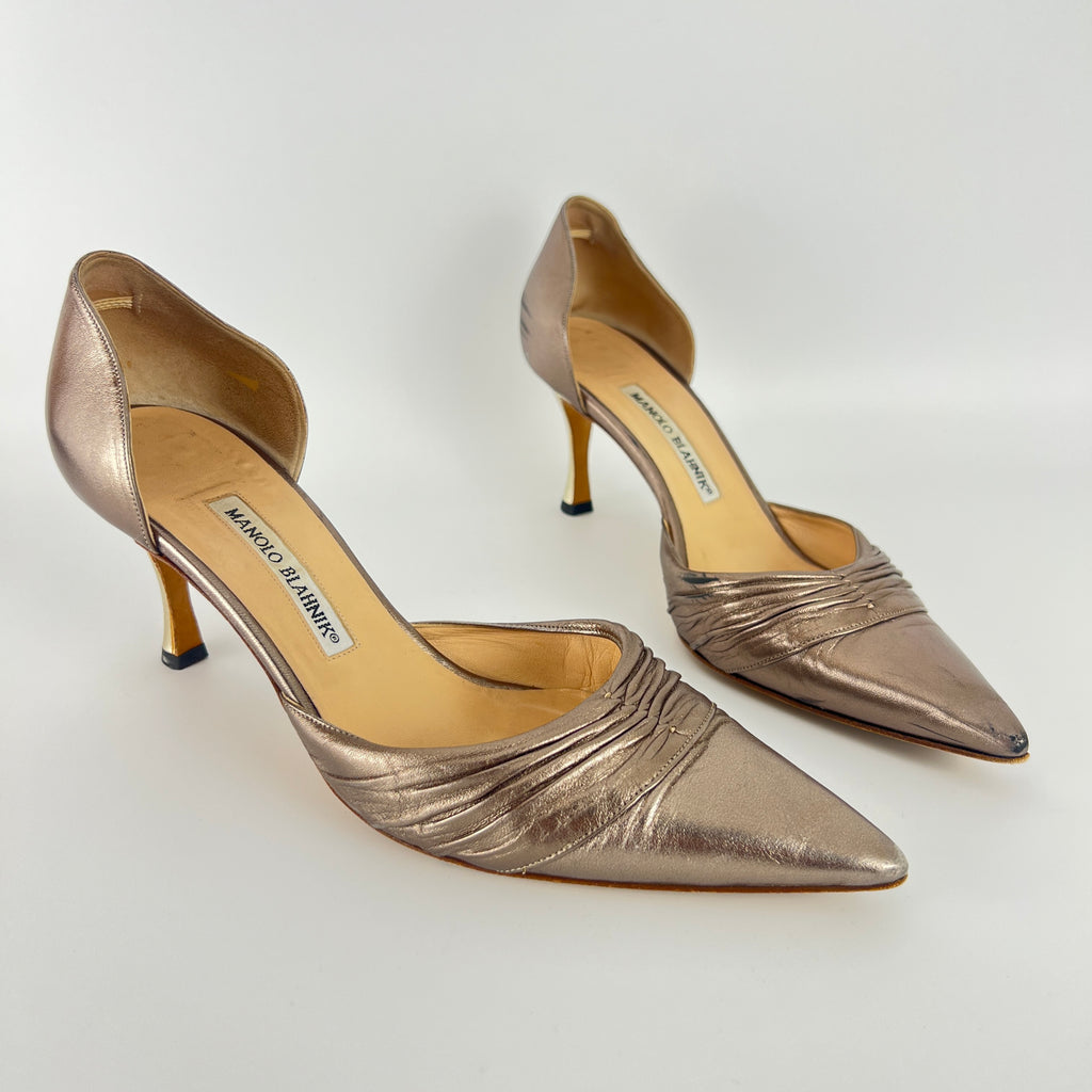 Manolo Blahnik | Metallic Silver Pointed Toe D'Orsay Pumps (39.5)