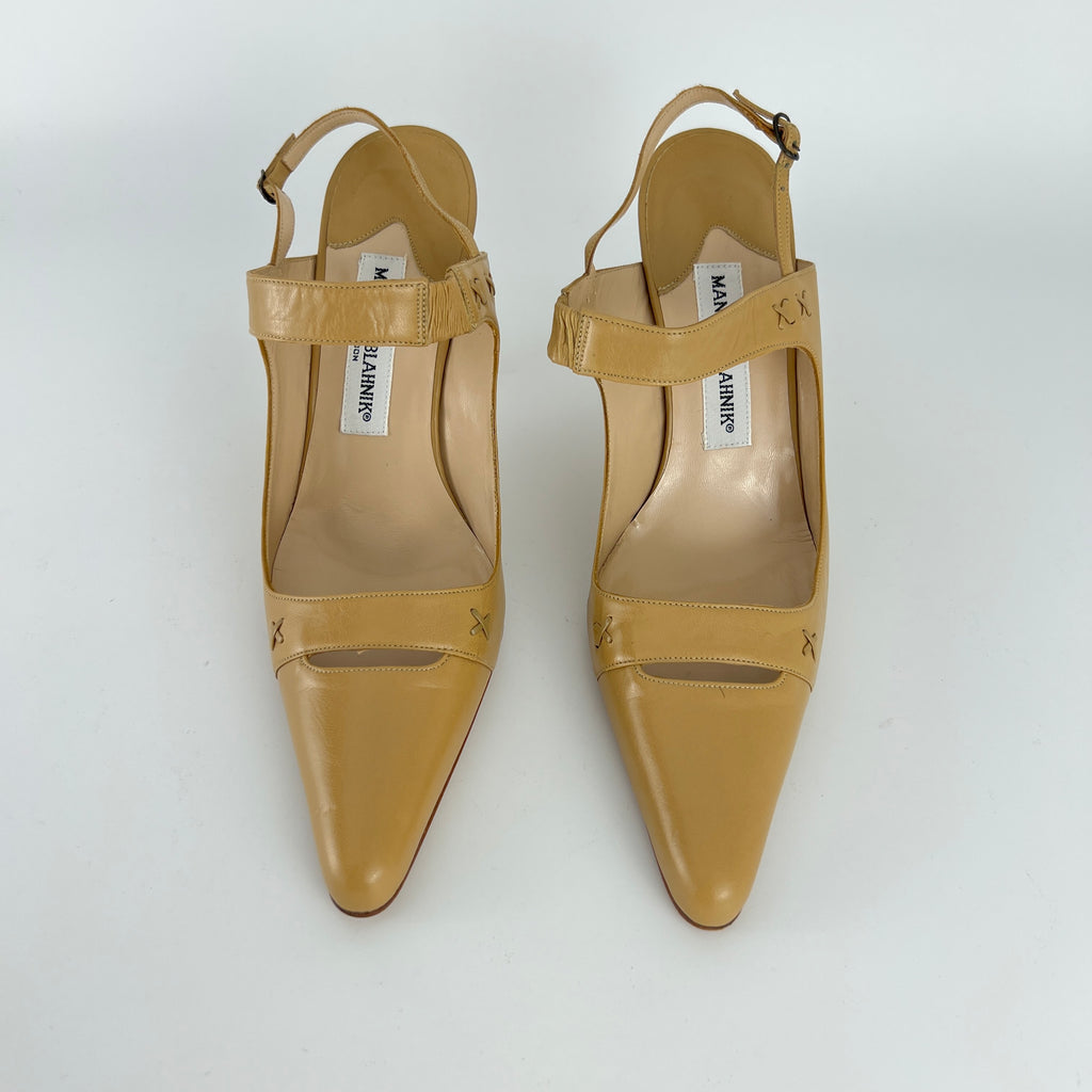 Manolo Blahnik | Vintage Nude Leather Pointed Toe Slingback Heels (39)