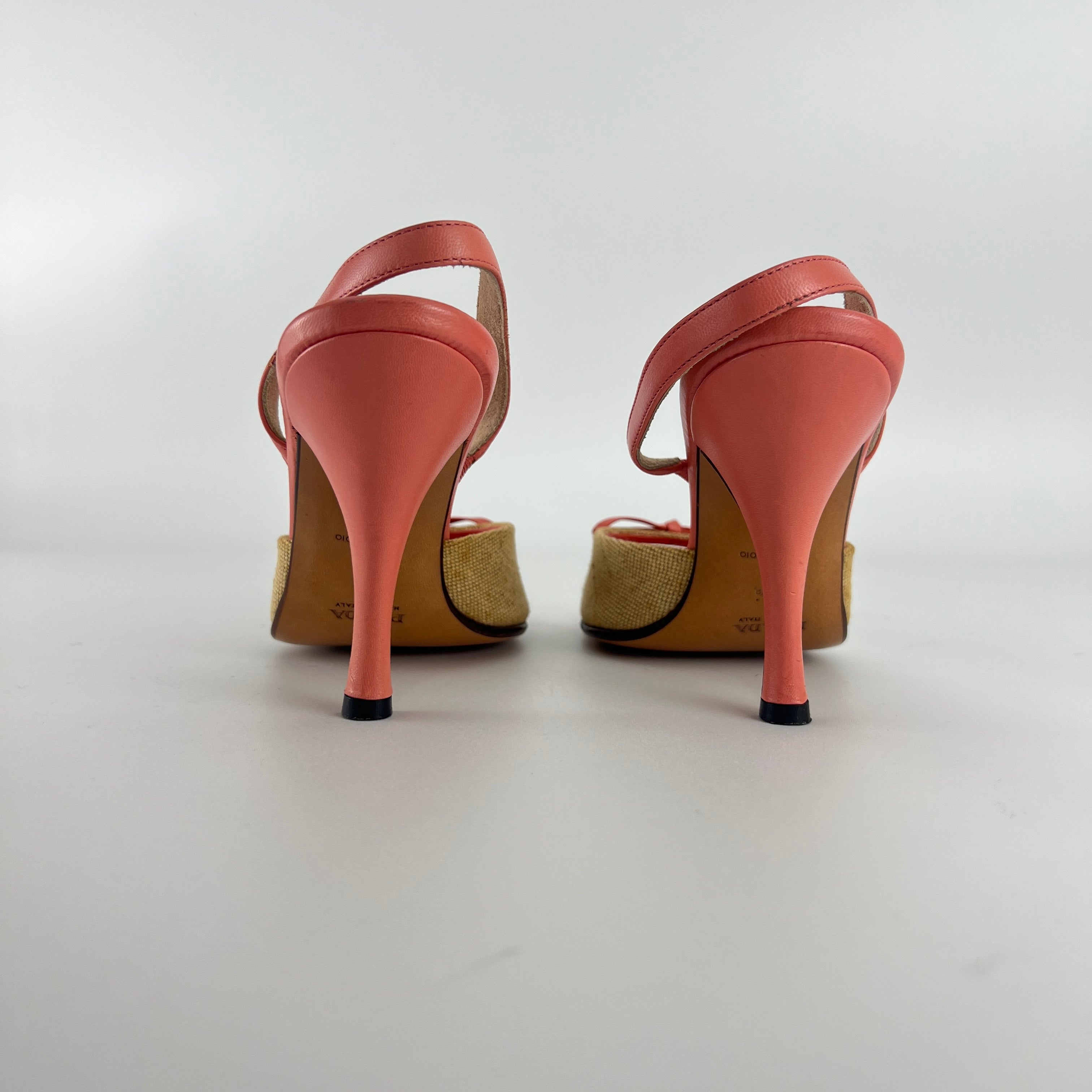 Prada | Vintage Pink Leather Bow Burlap Slingback Heels (35.5)