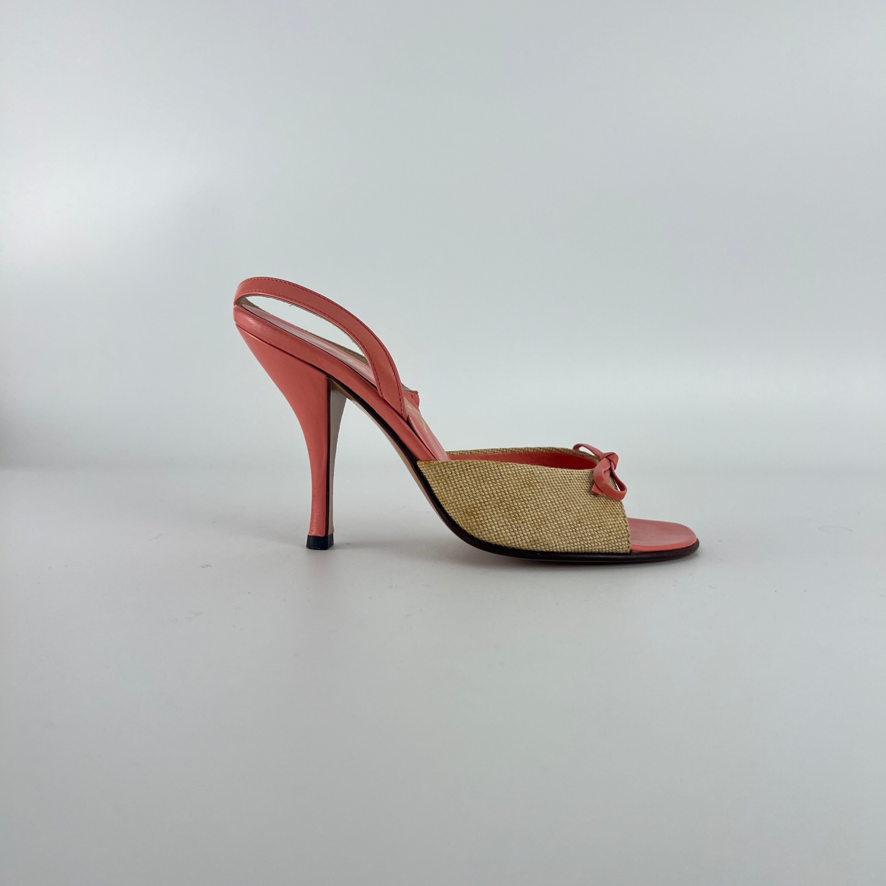 Prada | Vintage Pink Leather Bow Burlap Slingback Heels (35.5)