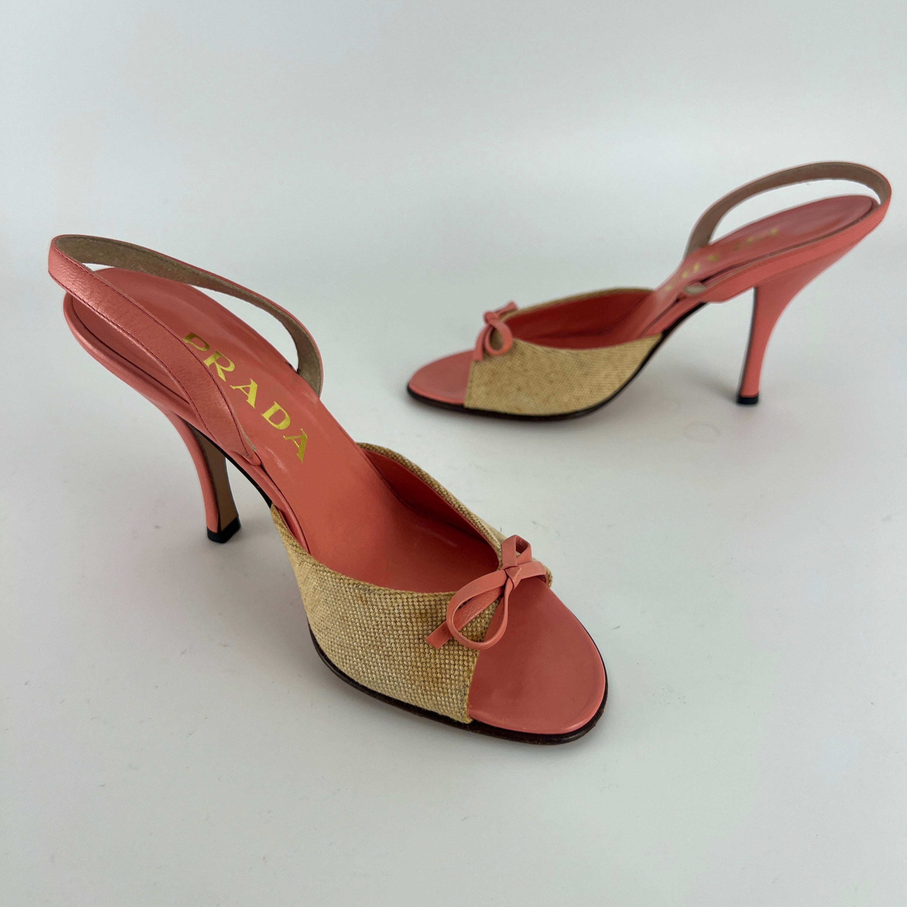 Prada | Vintage Pink Leather Bow Burlap Slingback Heels (35.5)