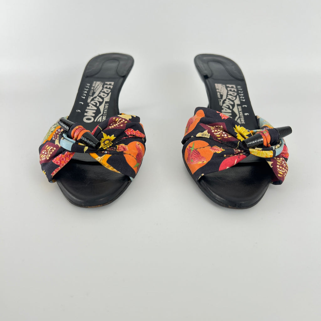 Ferragamo | Tropical Pattern Fabric Twist Button Black Slide Mules (6 , 36)