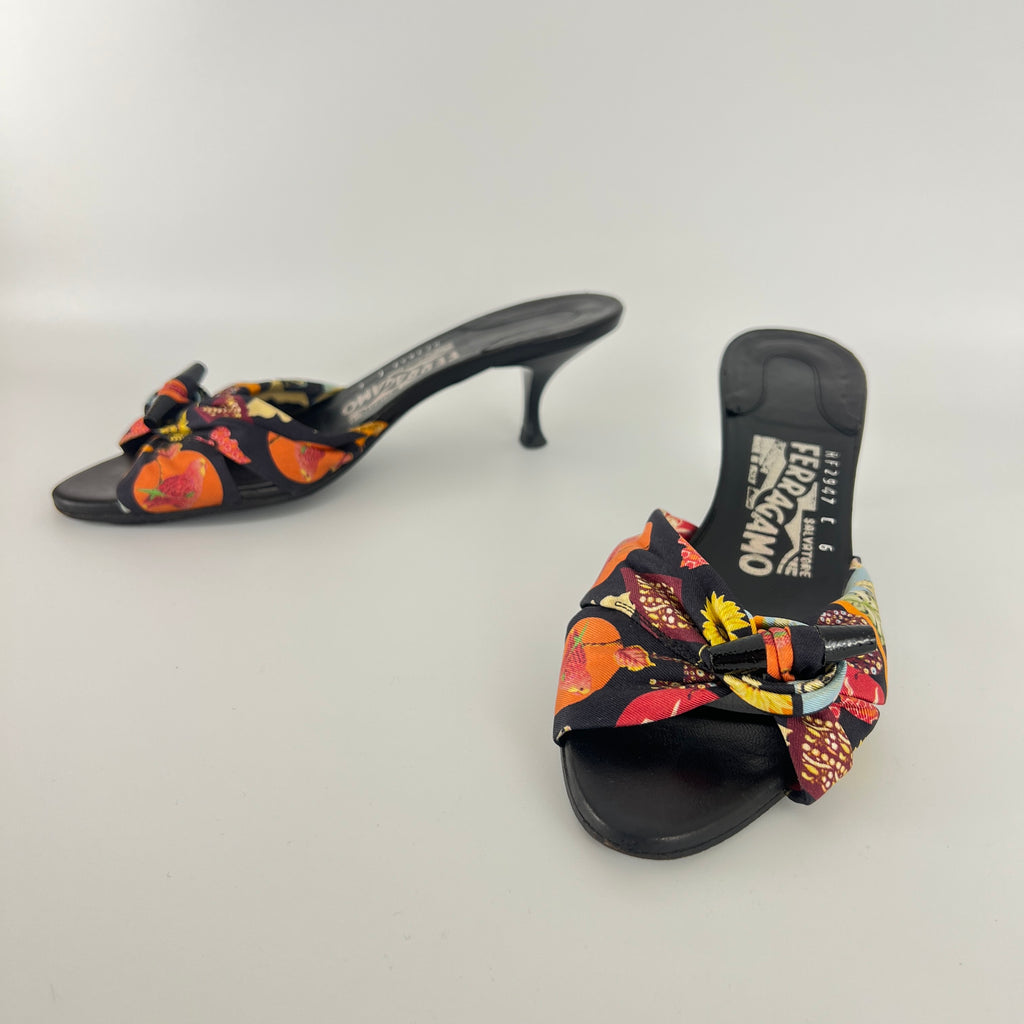 Ferragamo | Tropical Pattern Fabric Twist Button Black Slide Mules (6 , 36)