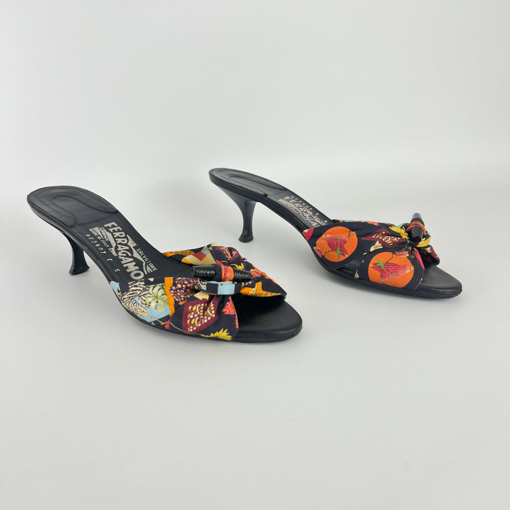 Ferragamo | Tropical Pattern Fabric Twist Button Black Slide Mules (6 , 36)