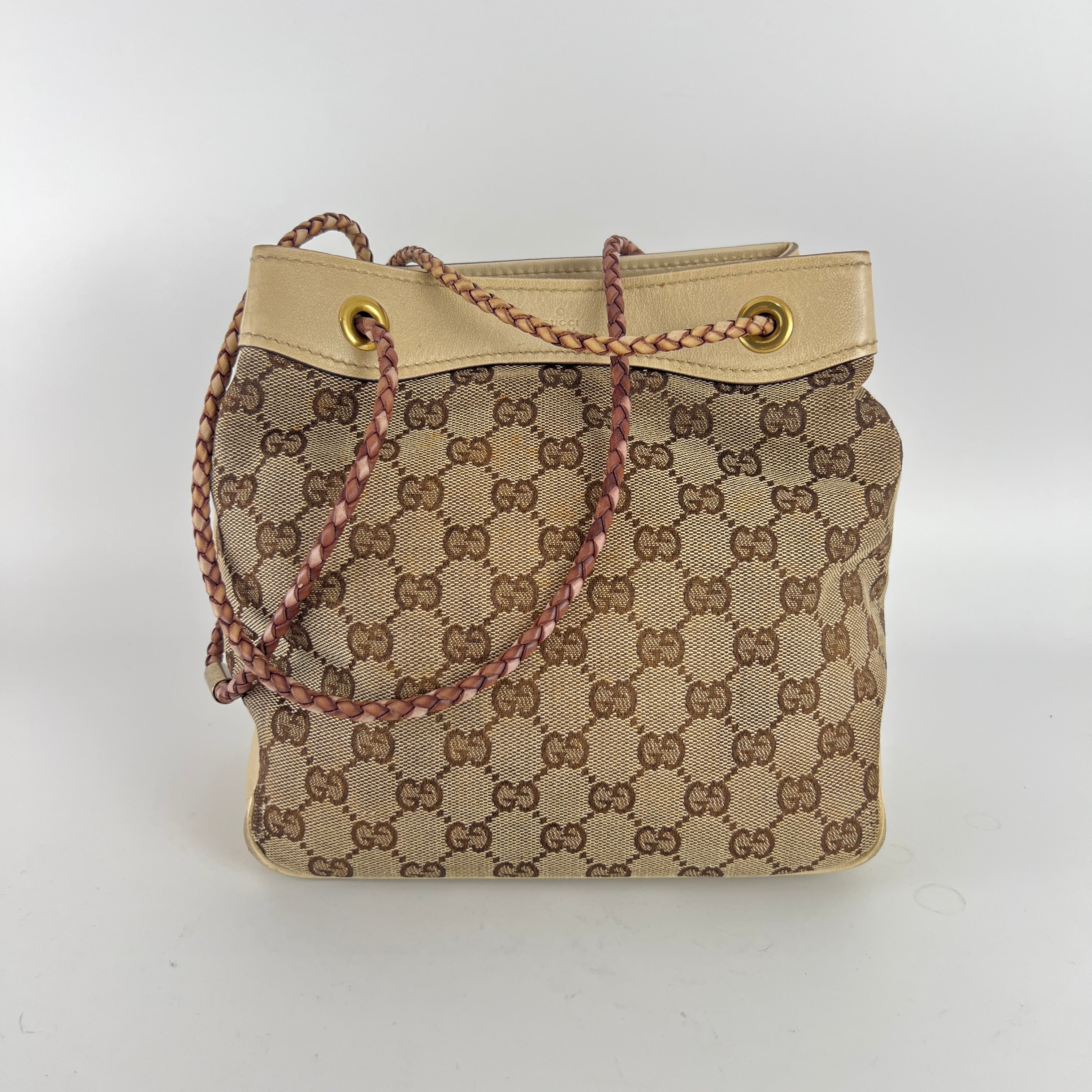 Gucci | Tom Ford Era Vintage GG Monogram Beige Canvas Leather Braid Bucket Bag