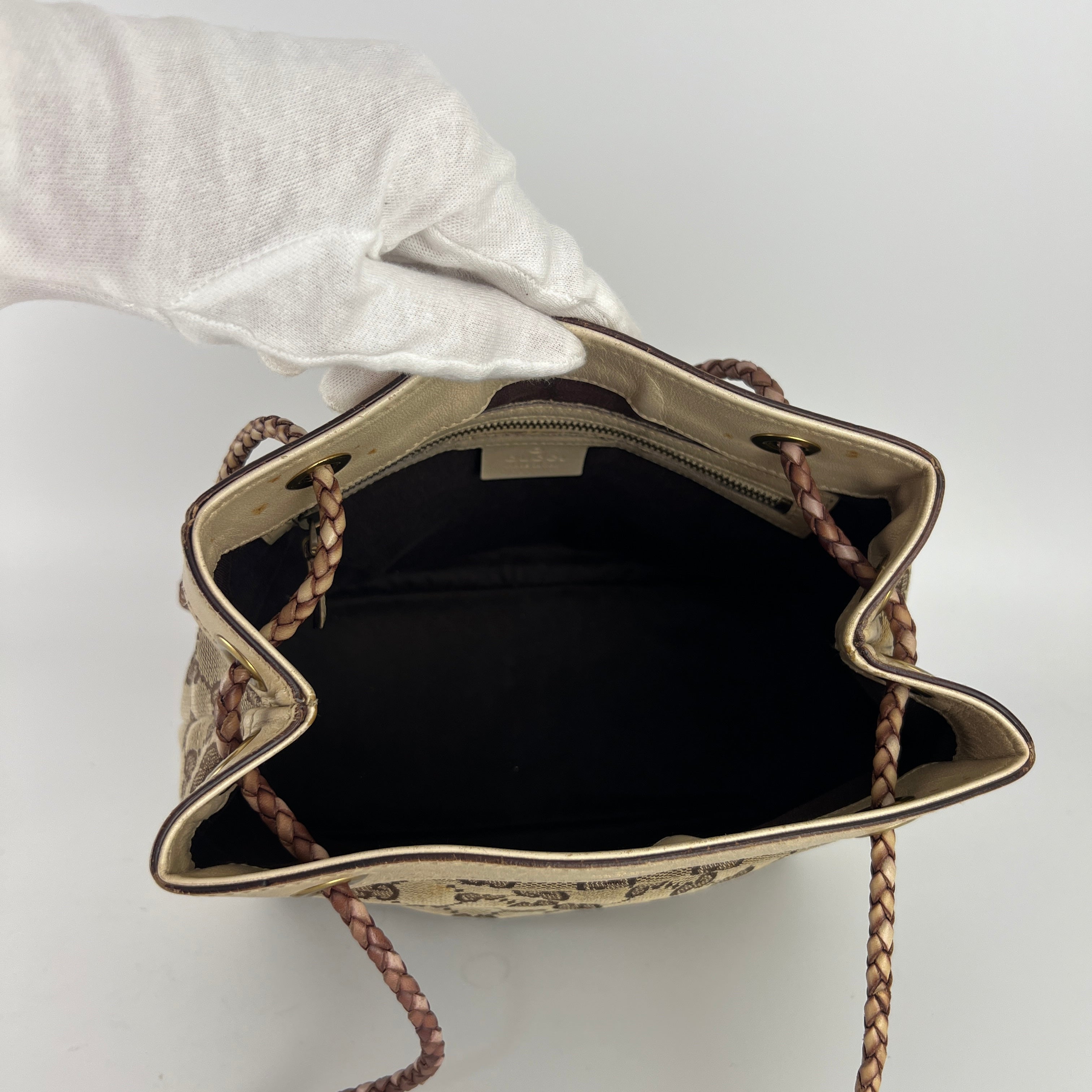 Gucci | Tom Ford Era Vintage GG Monogram Beige Canvas Leather Braid Bucket Bag