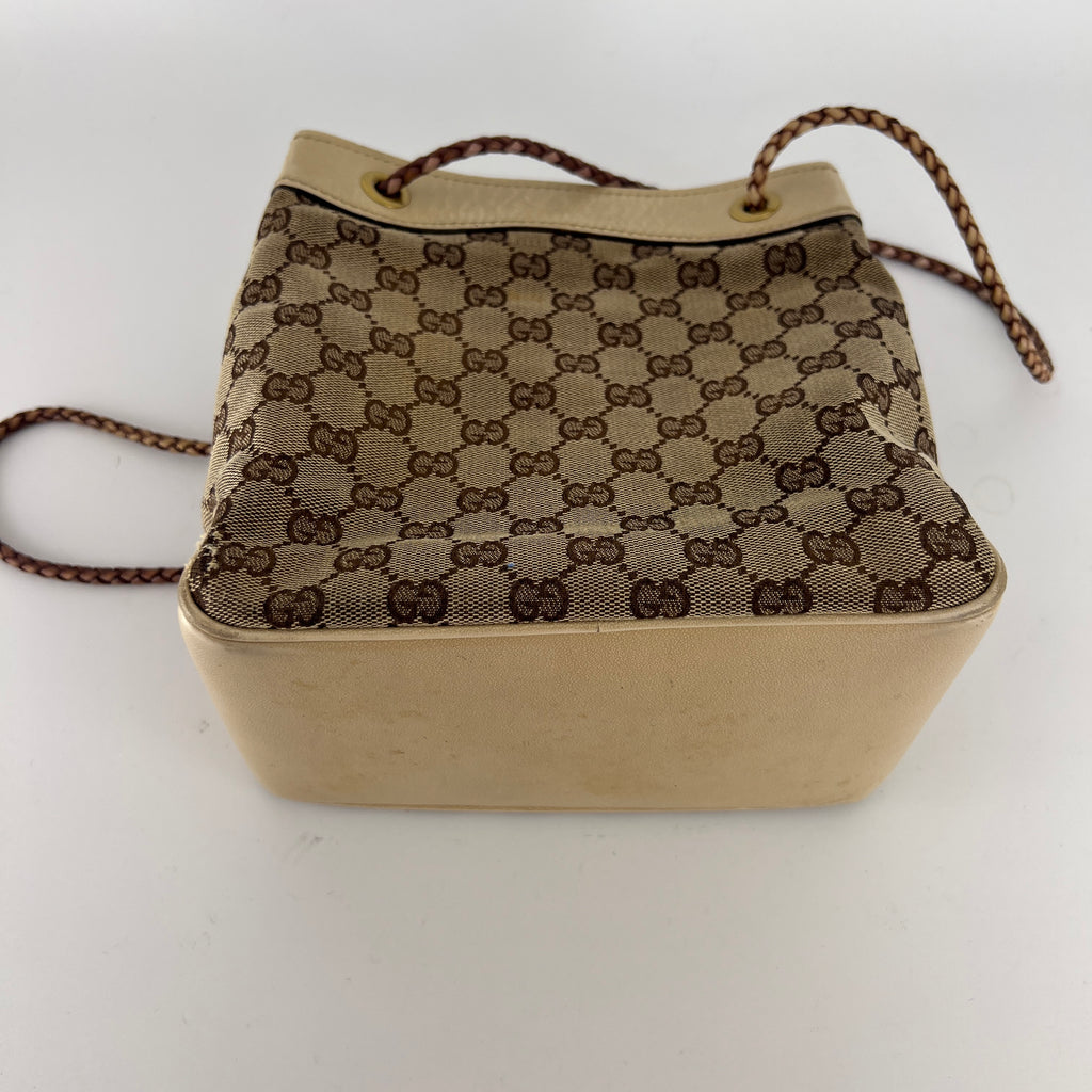Gucci | Tom Ford Era Vintage GG Monogram Beige Canvas Leather Braid Bucket Bag