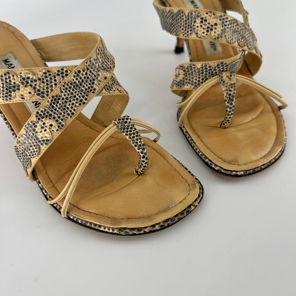 Manolo Blahnik | Tan Snake Leather Thong Mule Scalloped Edges (35.5)