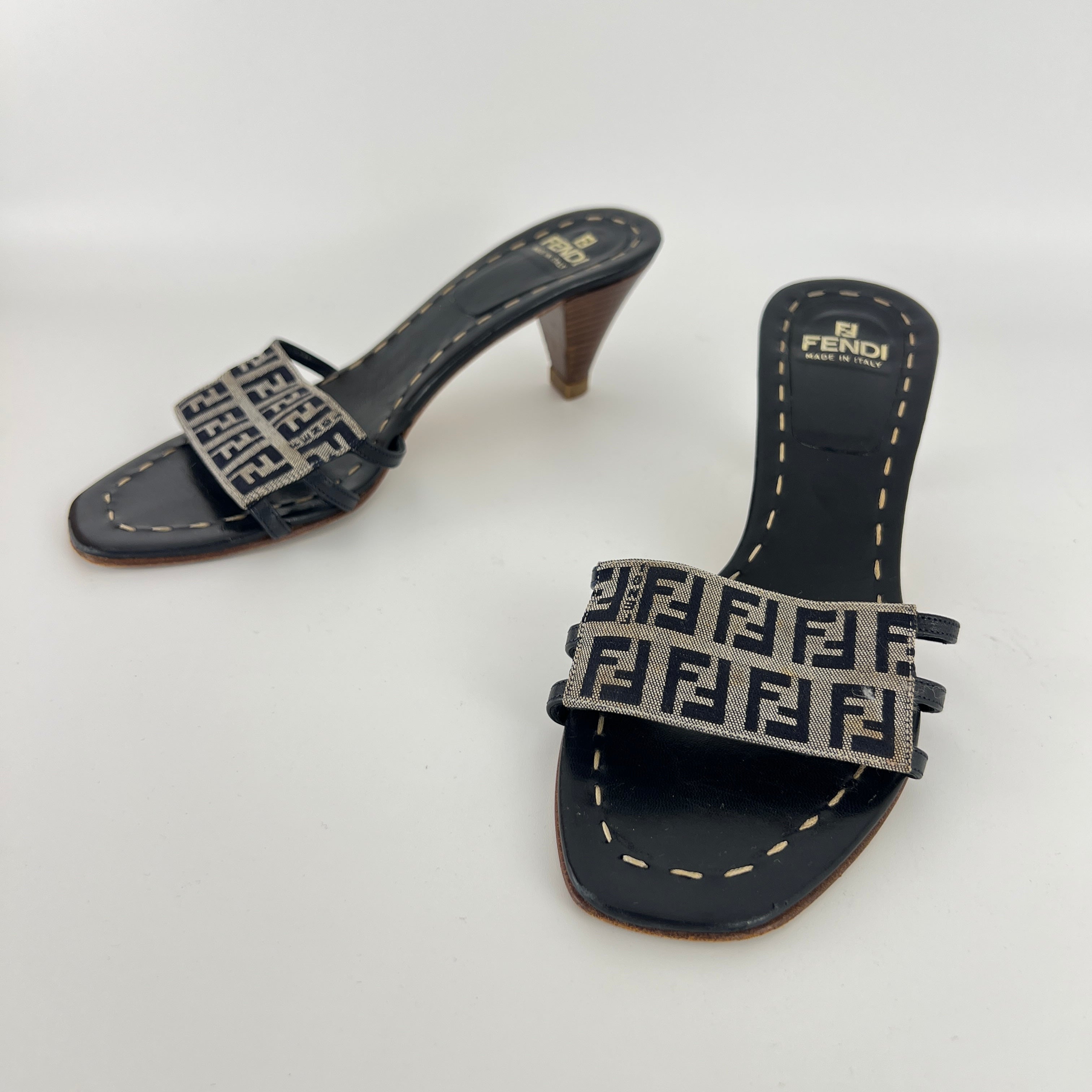 Fendi | Navy FF Zucca Pattern Mid Heel Topstiching Canvas Mules (37.5)