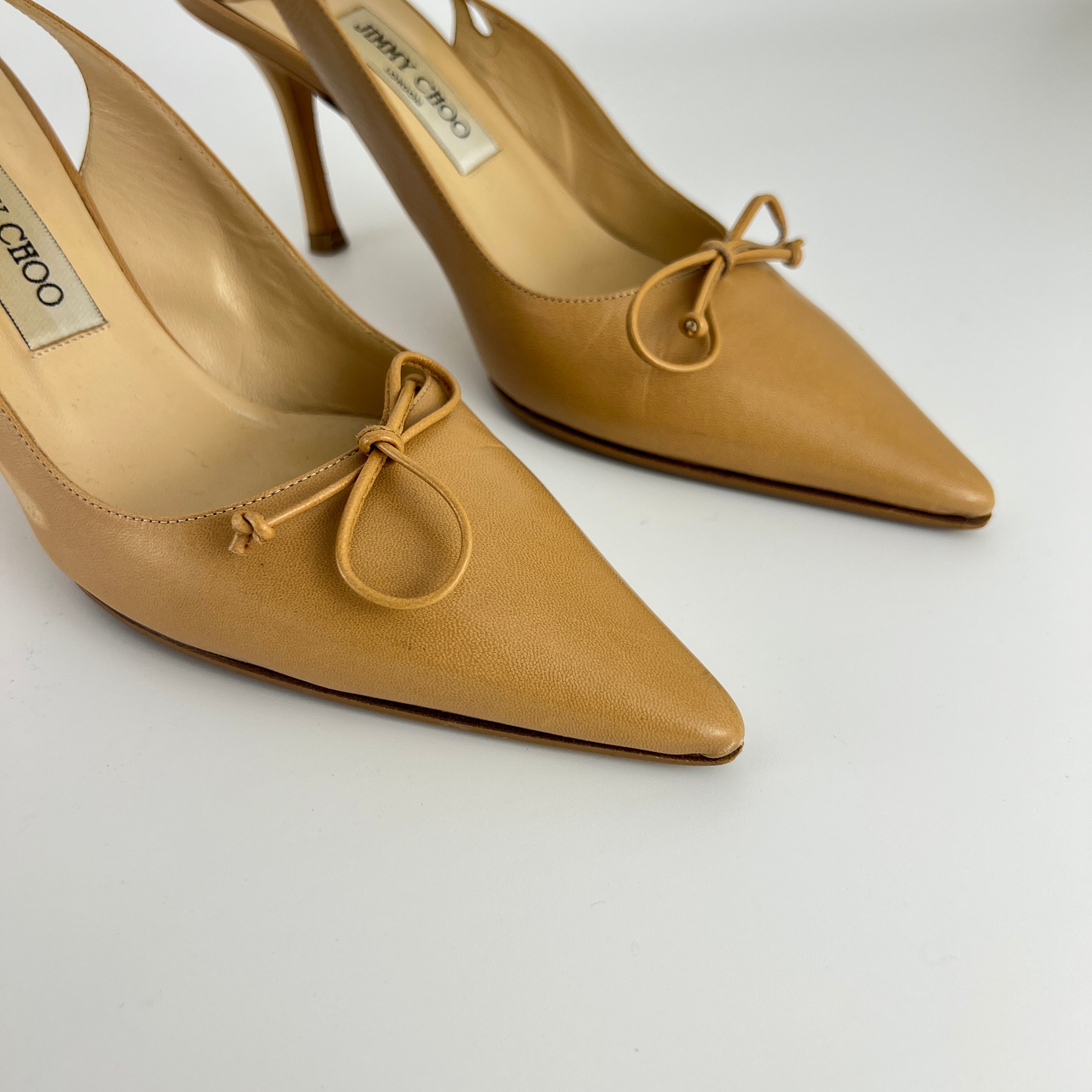 Jimmy Choo | Nude Leather Bow Pointed Toe Slingback Pumps (39)