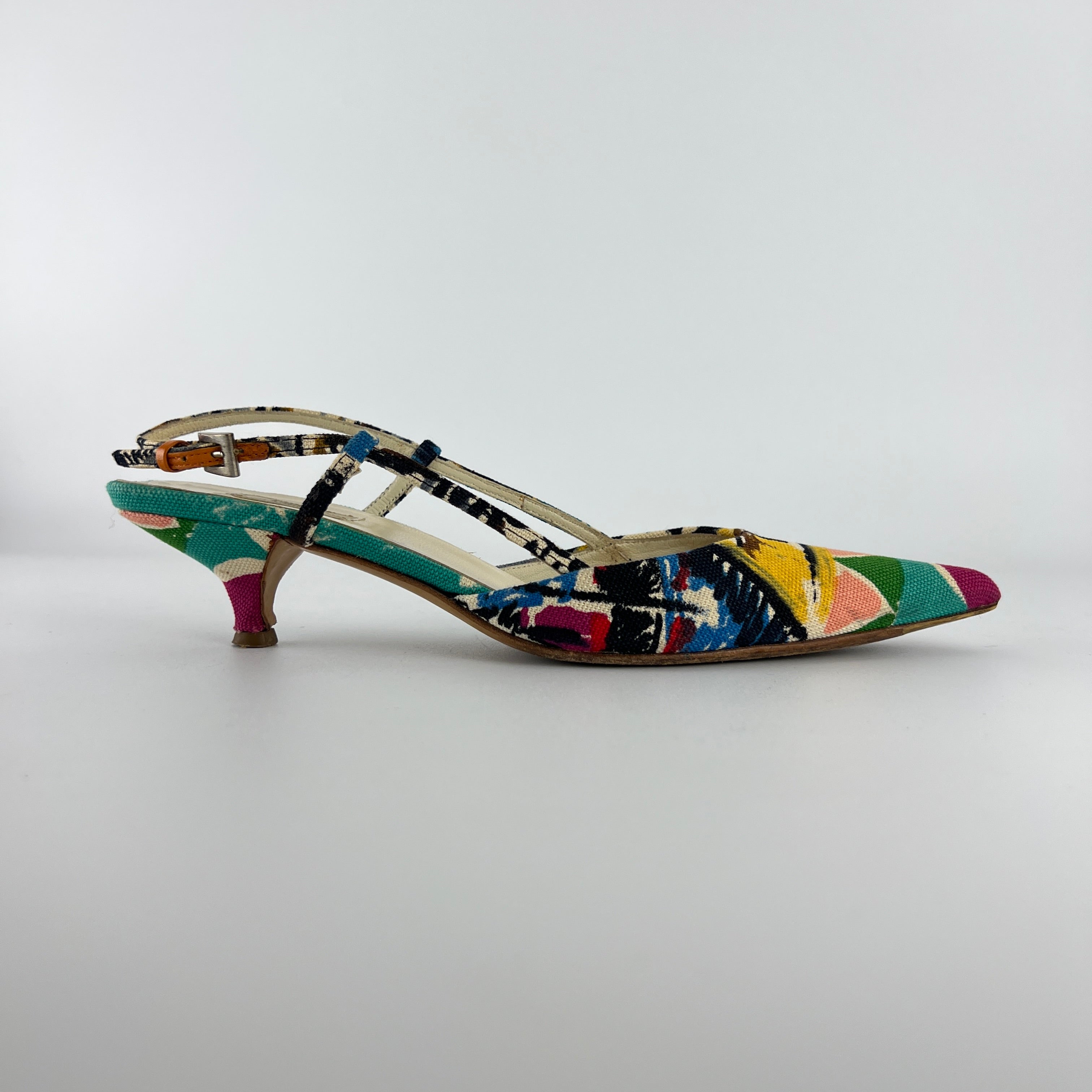Prada | Vintage Venezia Print Canapa Pointed Toe Kitten Heel Slingback (35.5)