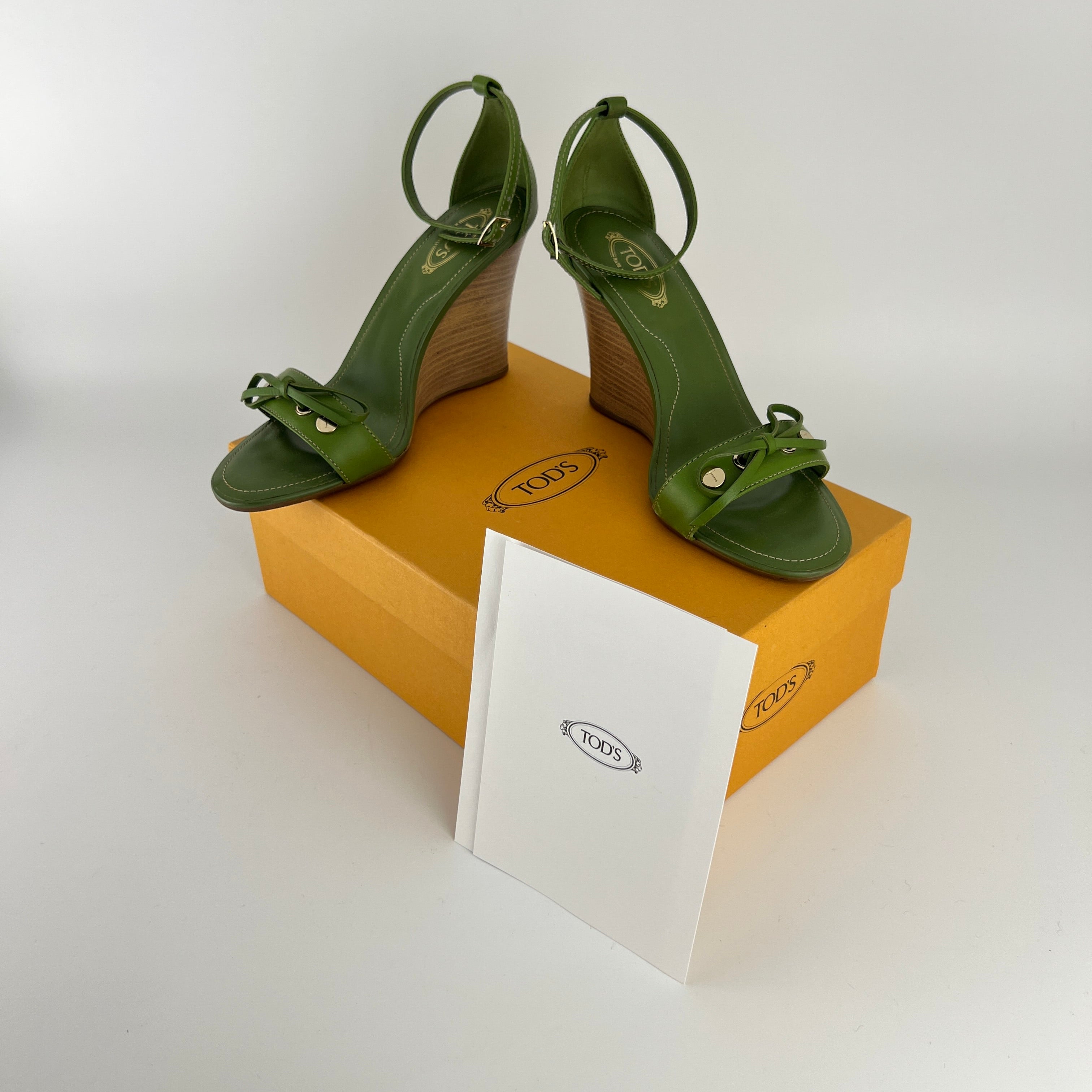 Tod's | Zeppa Green Leather Ribbon Bow Ankle Wrap Wedge Heels (37)