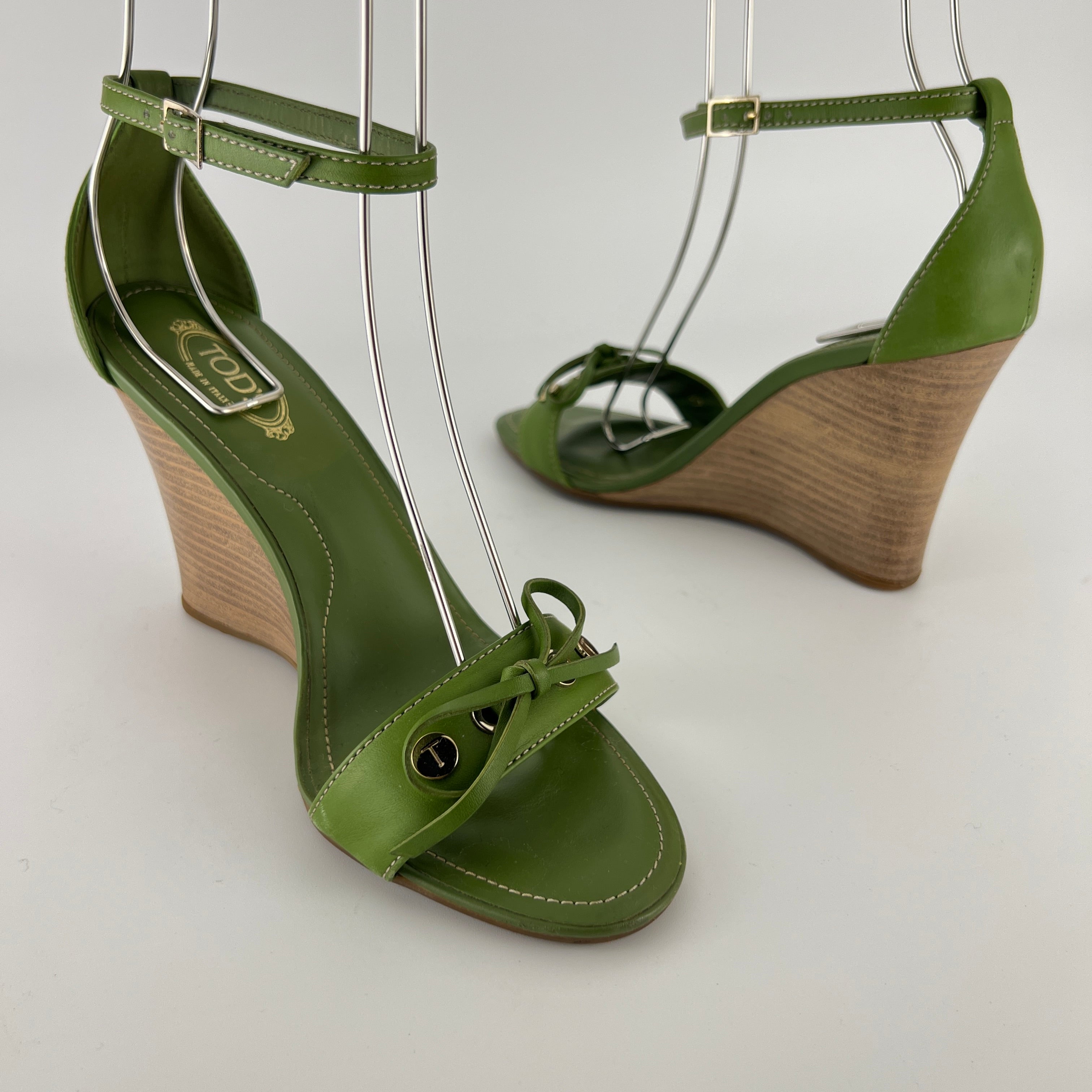 Tod's | Zeppa Green Leather Ribbon Bow Ankle Wrap Wedge Heels (37)