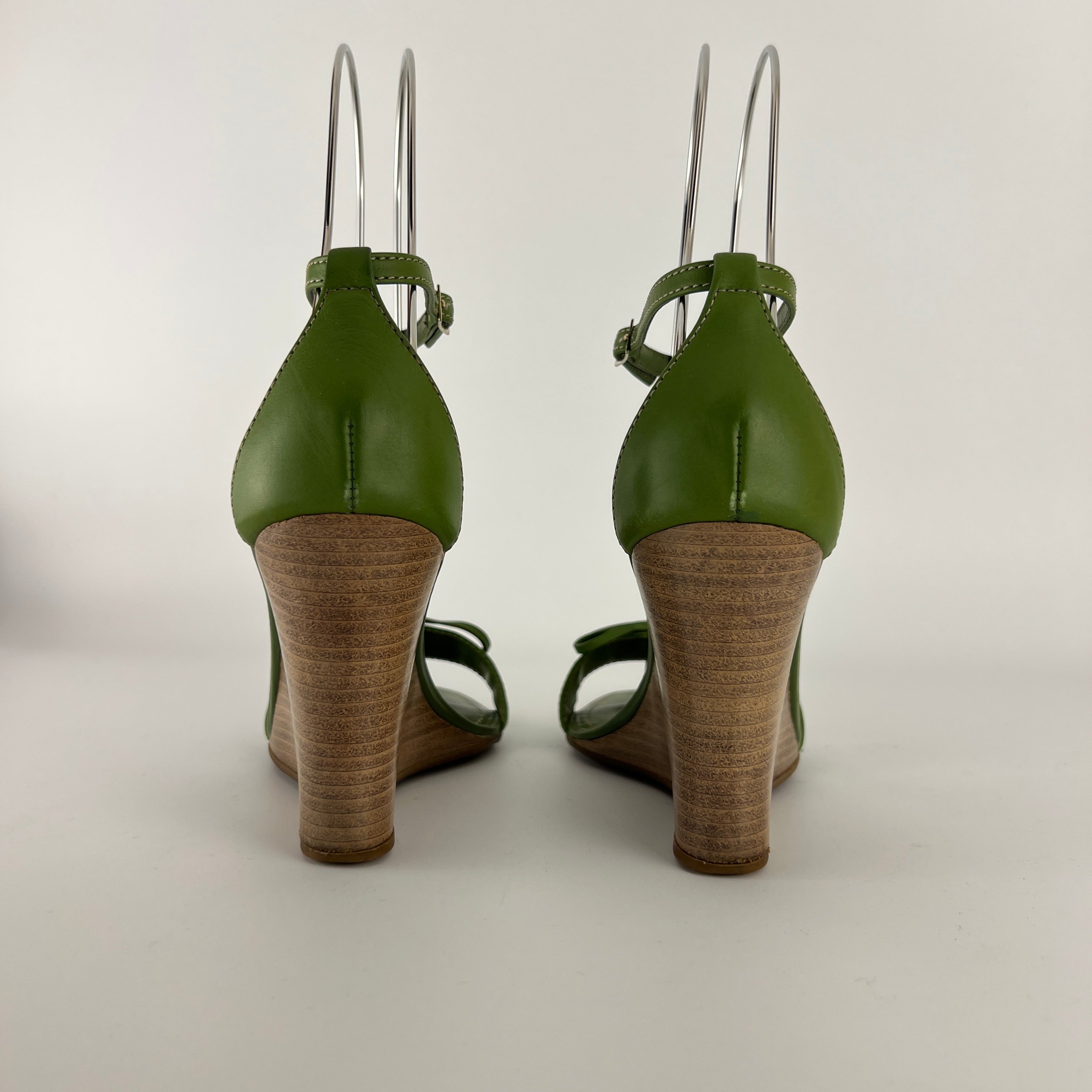 Tod's | Zeppa Green Leather Ribbon Bow Ankle Wrap Wedge Heels (37)