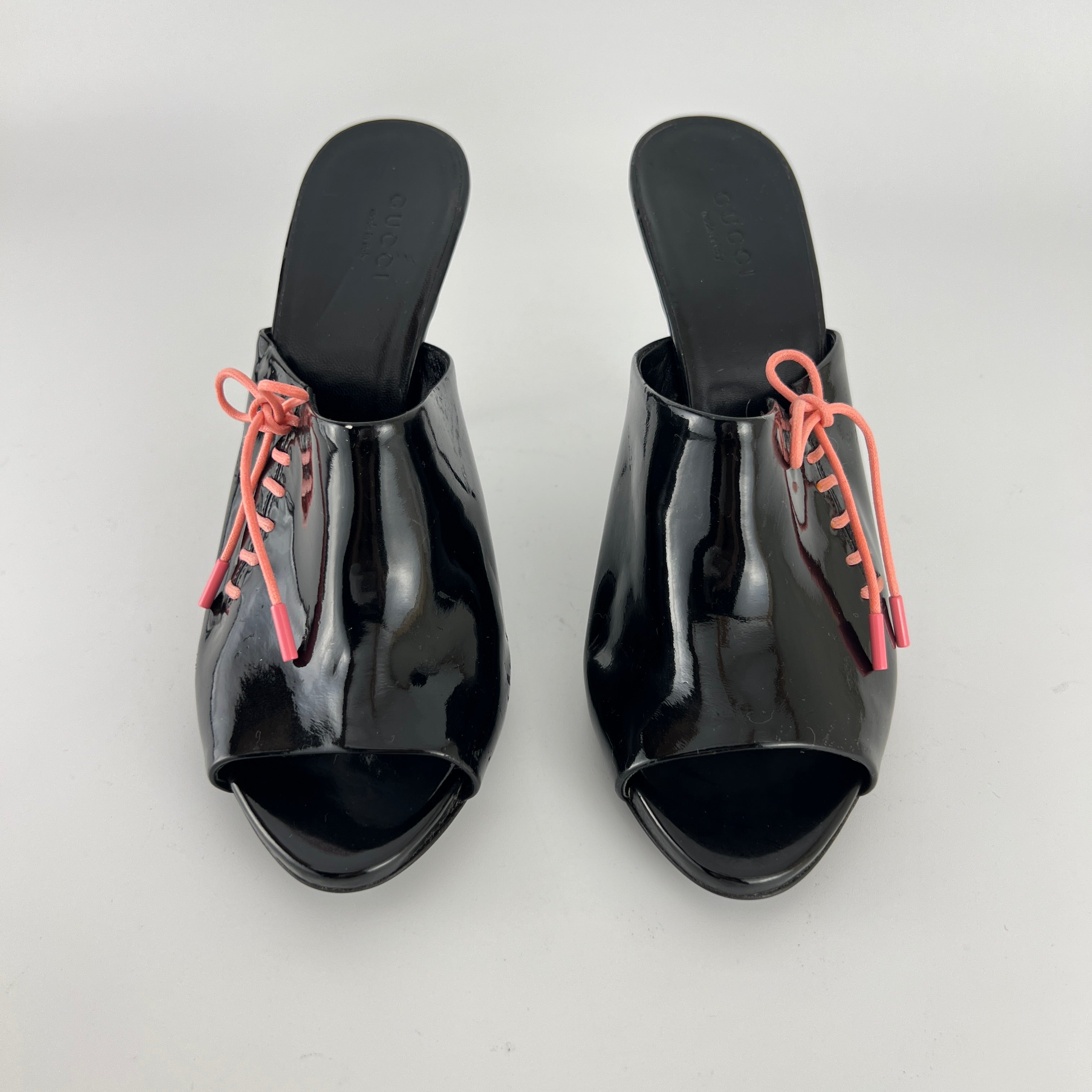 Gucci | Black Patent Leather Pink Lace Up Slide Mules (36.5)