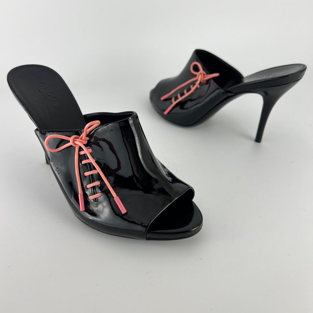 Gucci | Black Patent Leather Pink Lace Up Slide Mules (36.5)