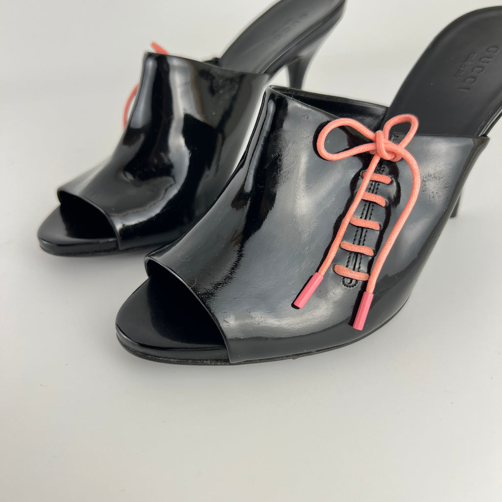 Gucci | Black Patent Leather Pink Lace Up Slide Mules (36.5)
