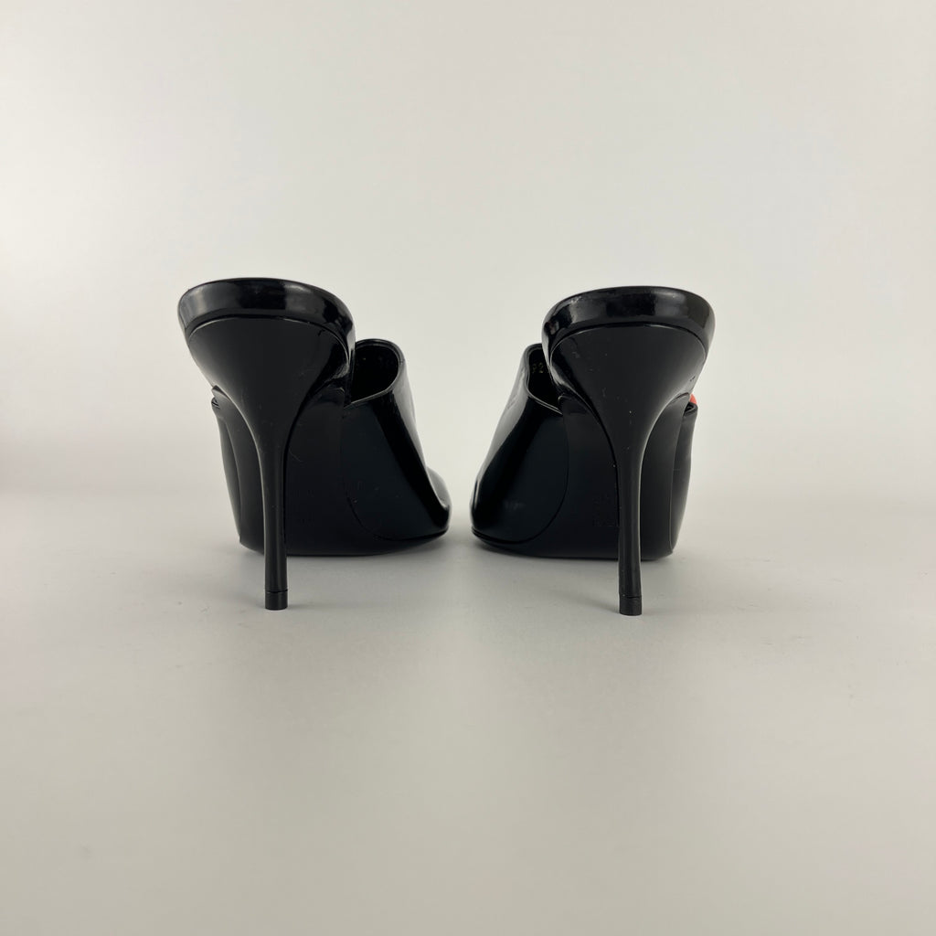 Gucci | Black Patent Leather Pink Lace Up Slide Mules (36.5)