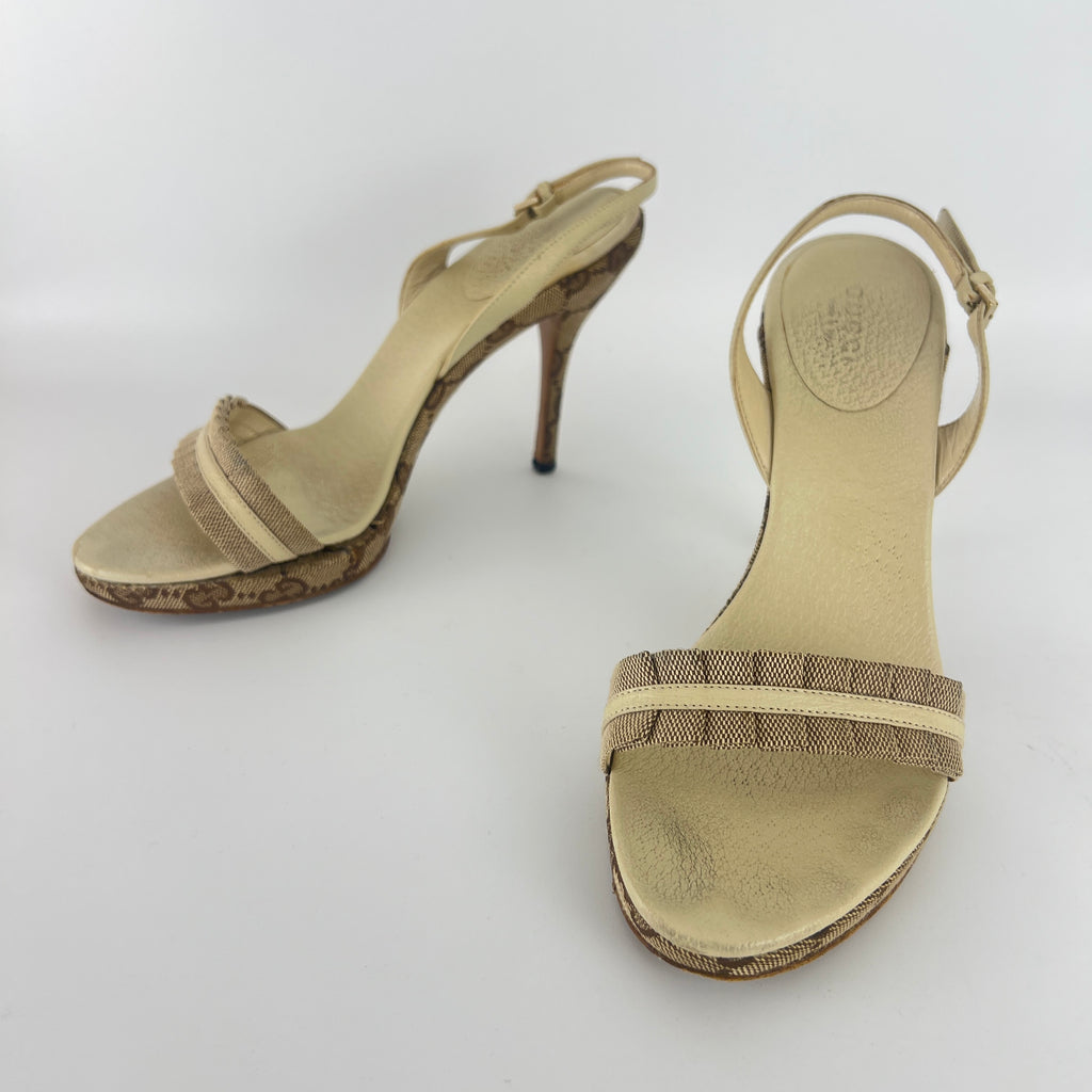 Gucci | Vintage GG Monogram Beige Pleated Strap Slingback Heels (37.5)