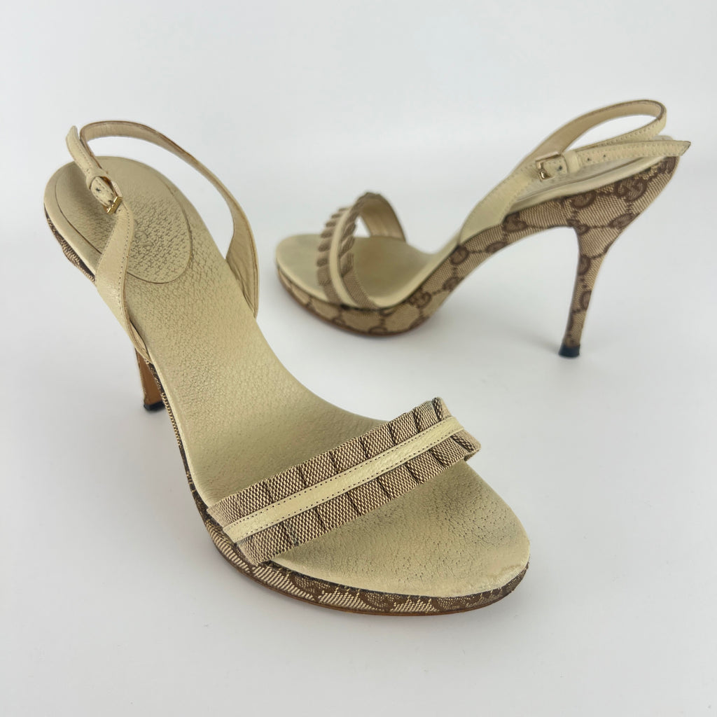 Gucci | Vintage GG Monogram Beige Pleated Strap Slingback Heels (37.5)
