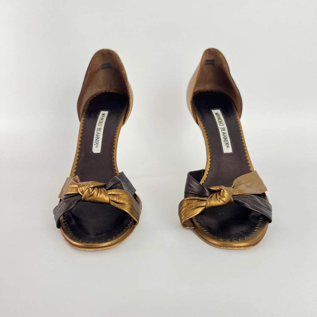 Manolo Blahnik | Oggi D'Orsay Nappa Leather Two Tone Gold Black Knot (37.5)