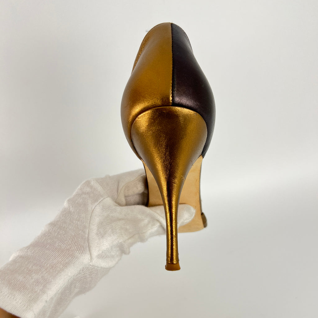 Manolo Blahnik | Oggi D'Orsay Nappa Leather Two Tone Gold Black Knot (37.5)