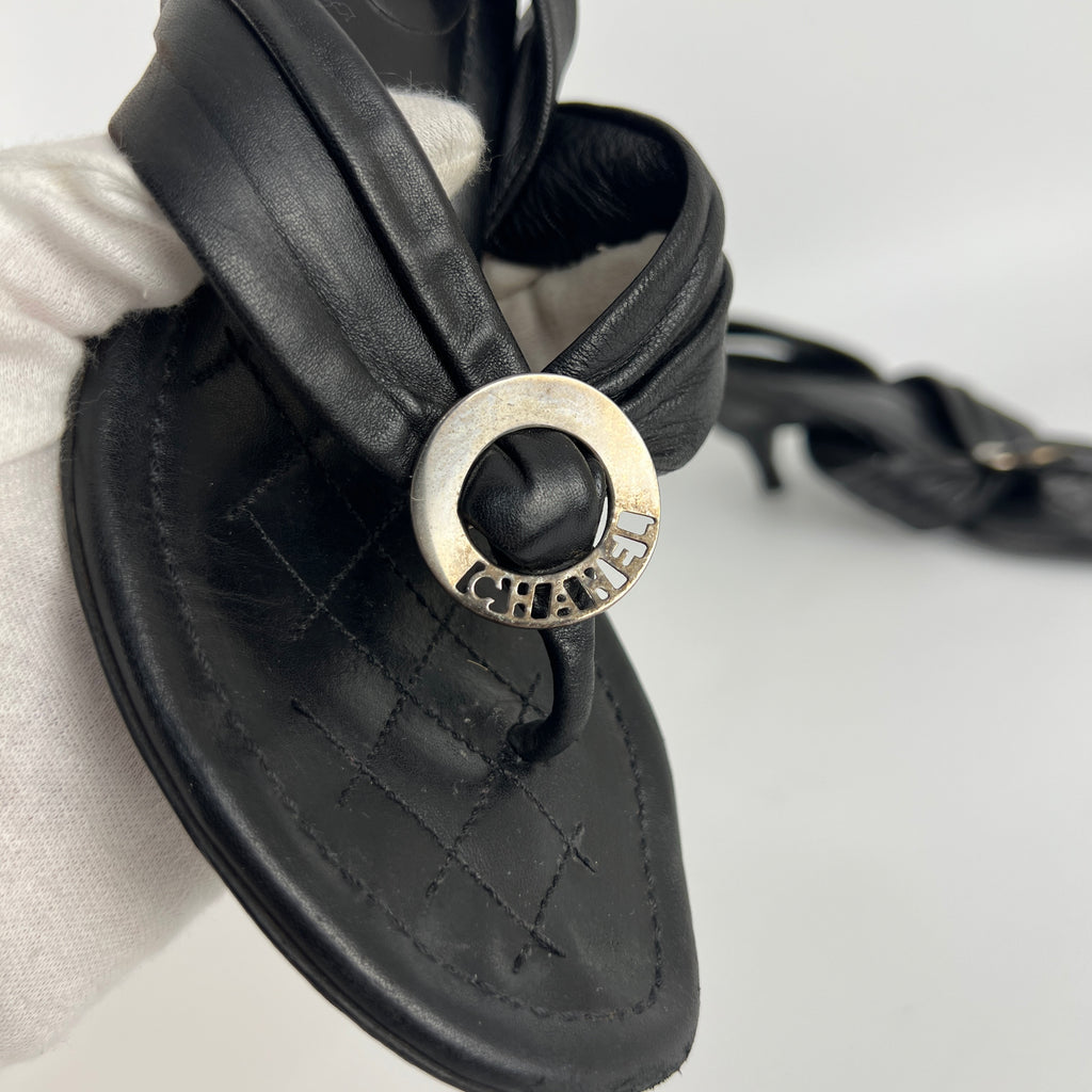 Chanel | Vintage Black Leather Silver Logo Thong Slingback Kitten Heel (35.5)