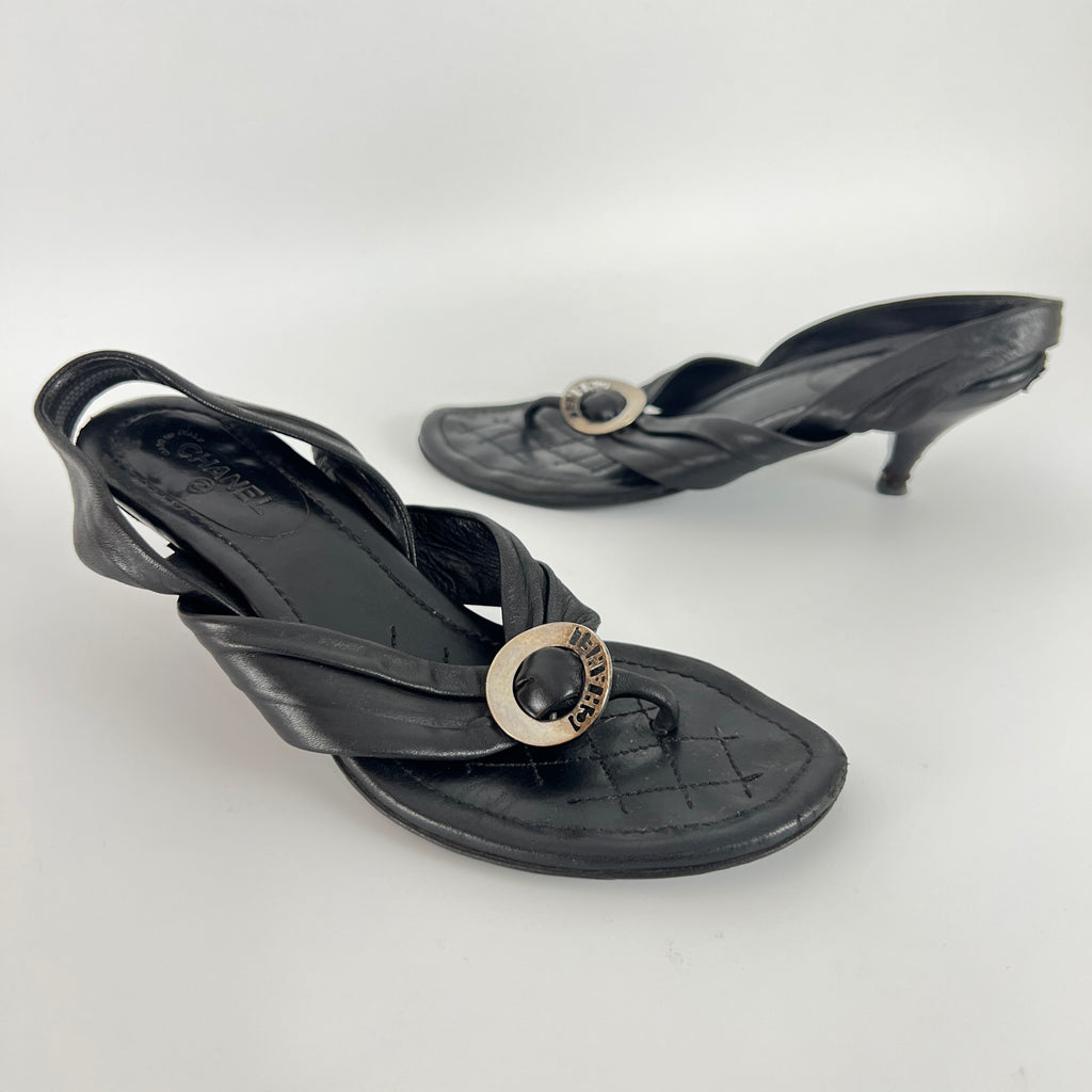 Chanel | Vintage Black Leather Silver Logo Thong Slingback Kitten Heel (35.5)