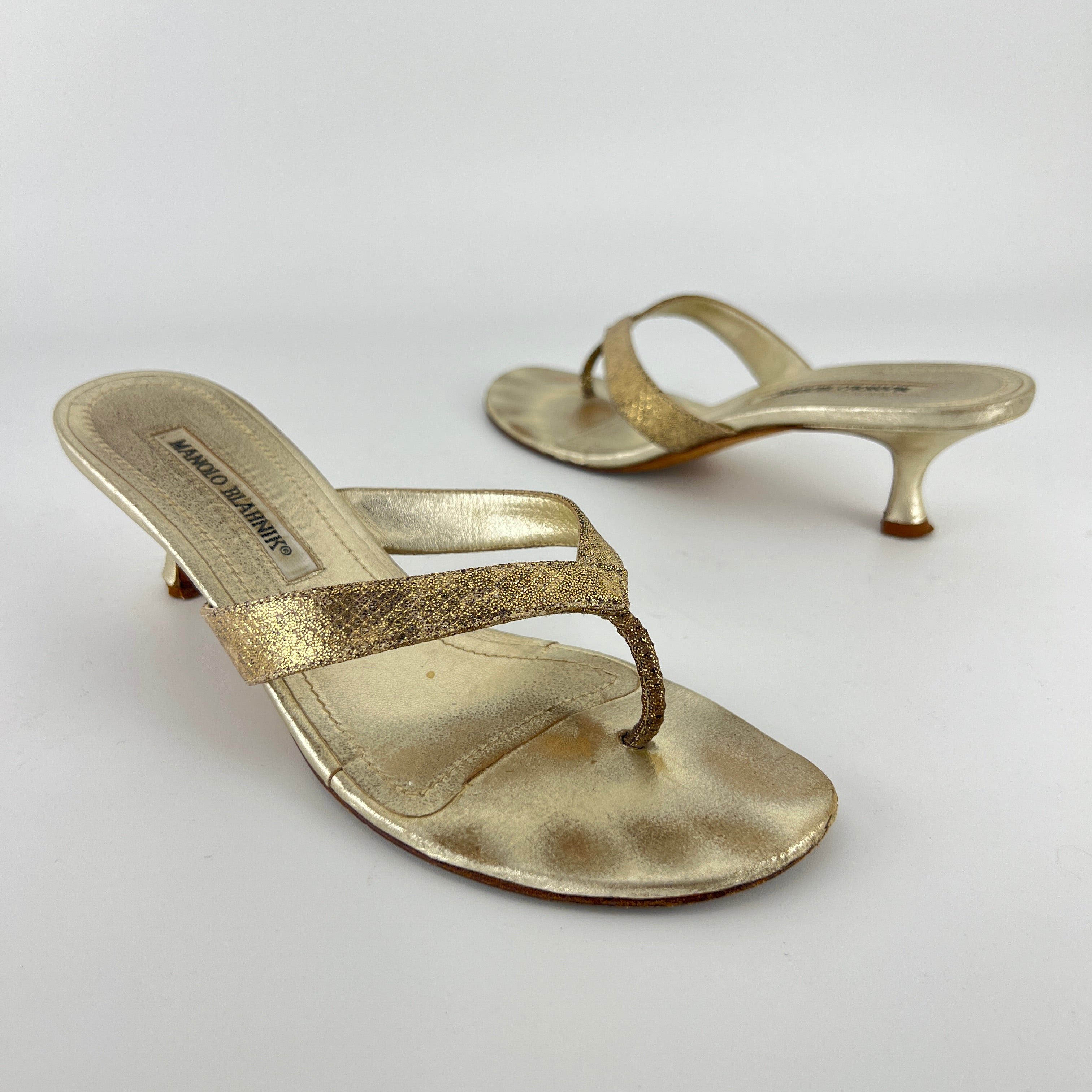 Manolo Blahnik | Metallic Gold Textured Leather Thong Kitten Heel Mules (35.5)