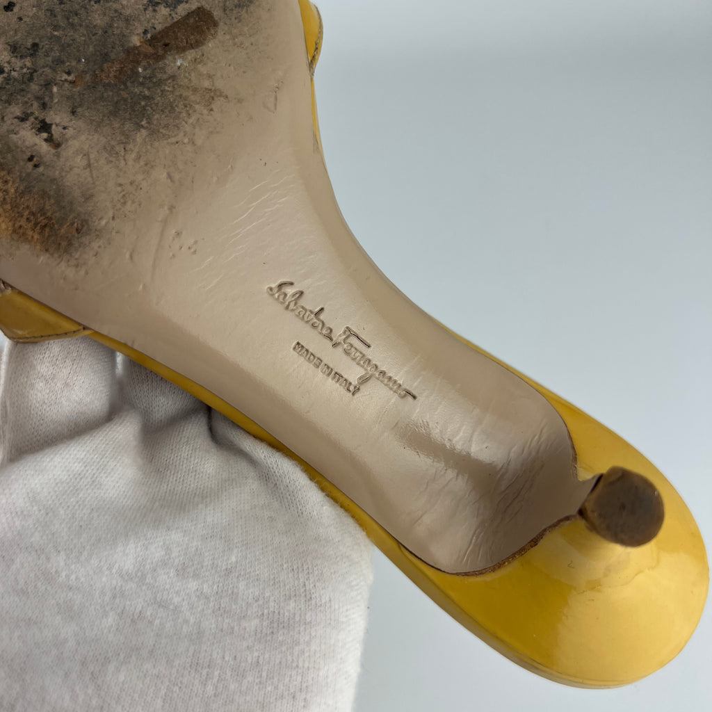 Ferragamo | Vara Bow Yellow Patent Leather Gold Sandal Mules (5.5 , 35.5)