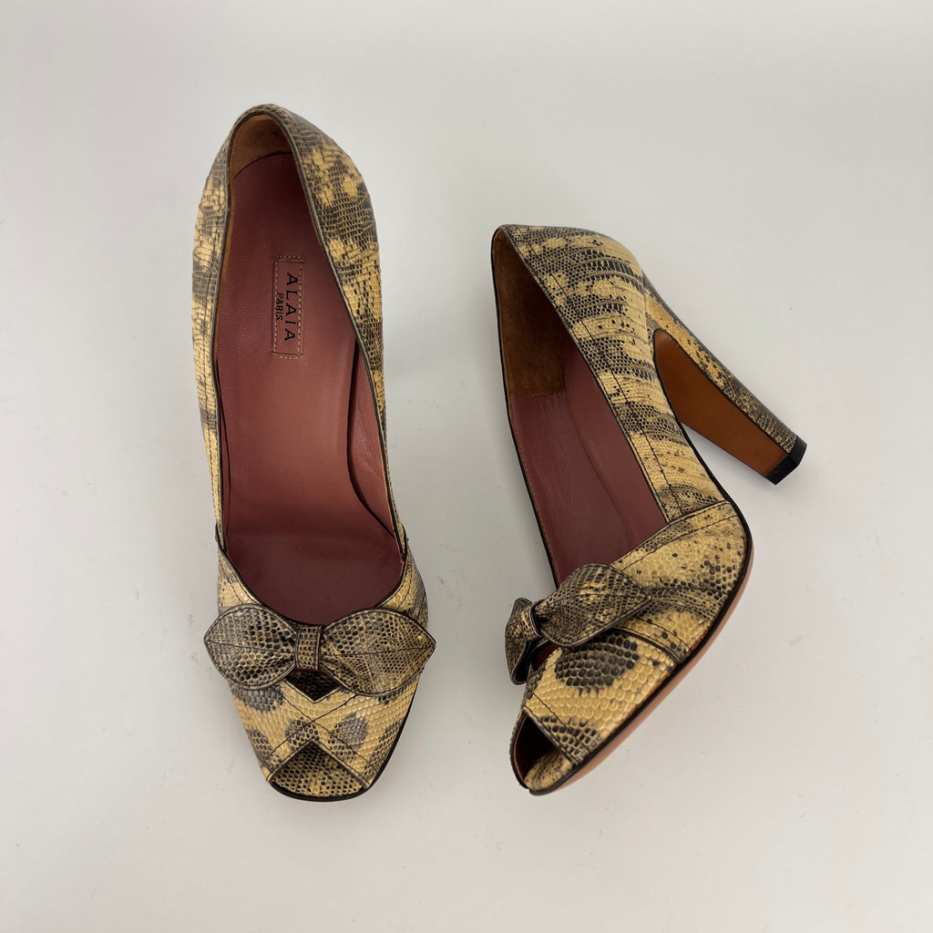 Alaia | Vintage Snake Leather Bow Peep Toe Pump (36.5)