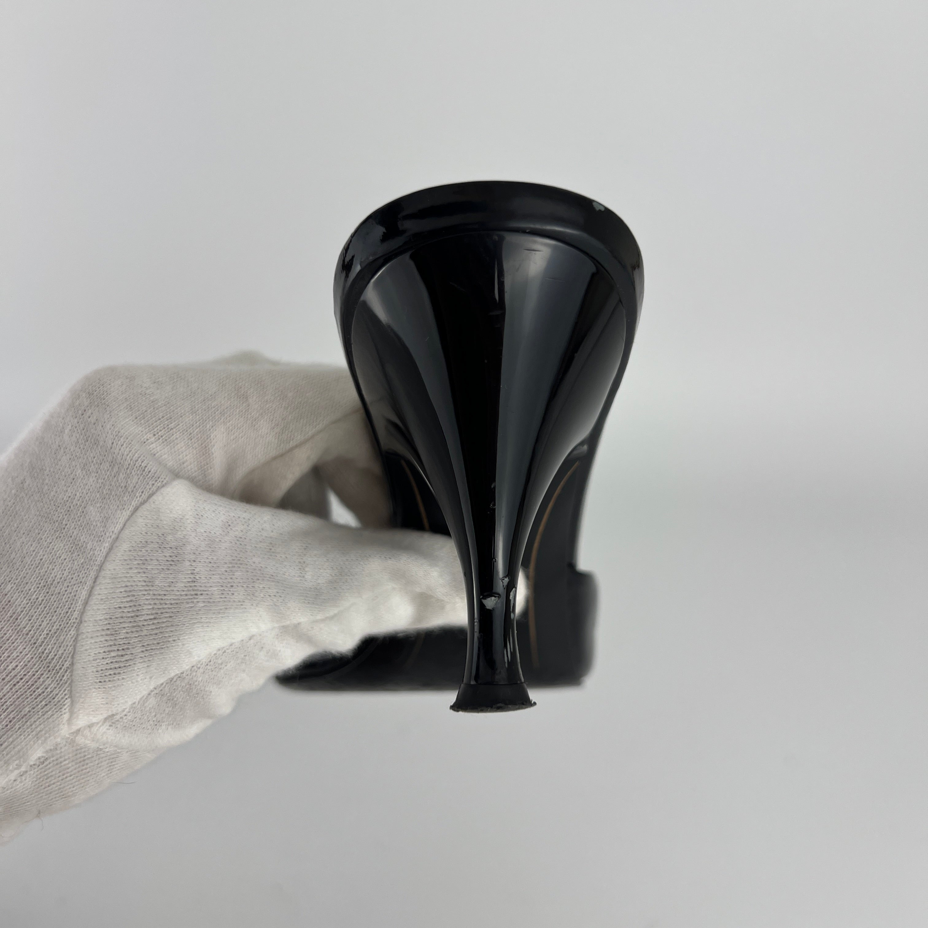Ferragamo | Vara Bow Black Patent Leather Peep Toe Slide Mules (37 , 7)
