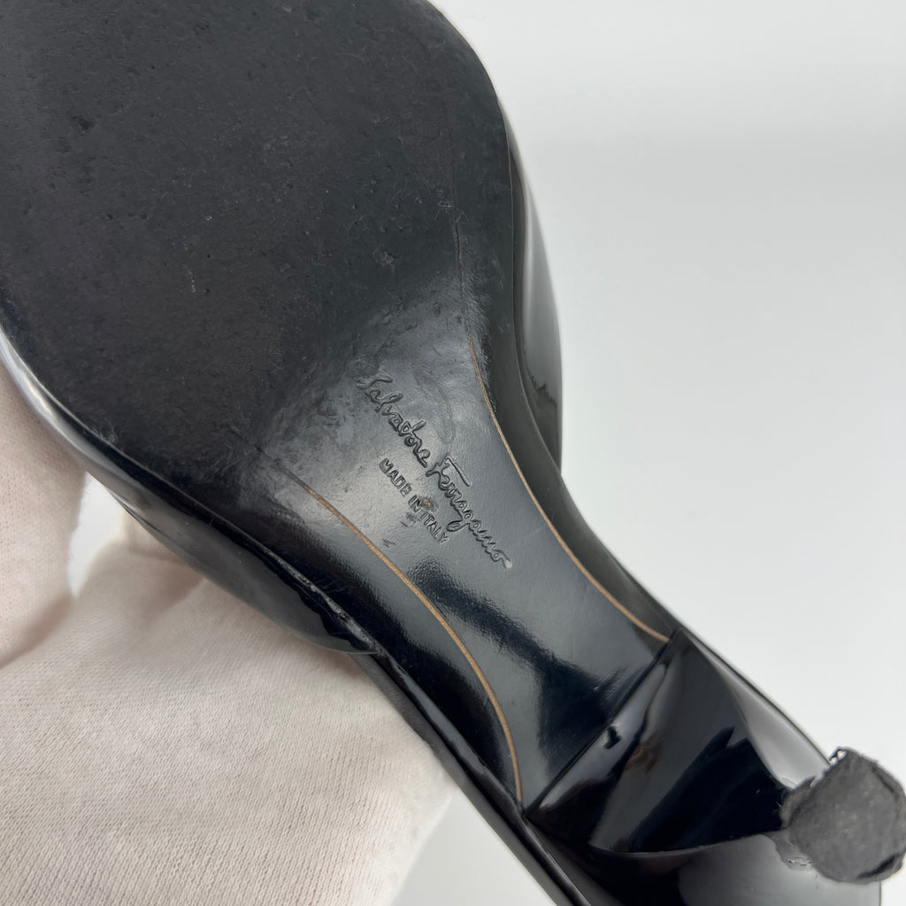 Ferragamo | Vara Bow Black Patent Leather Peep Toe Slide Mules (37 , 7)