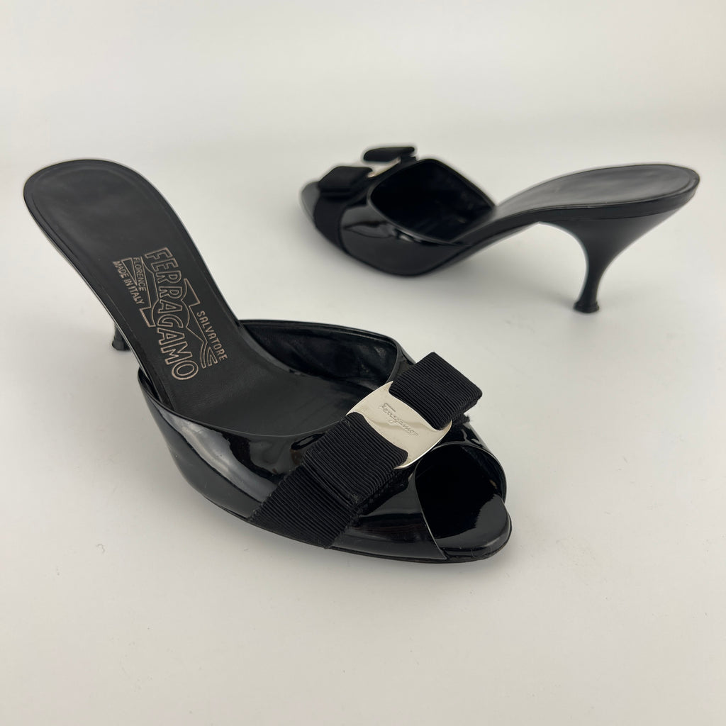 Ferragamo | Vara Bow Black Patent Leather Peep Toe Slide Mules (37 , 7)