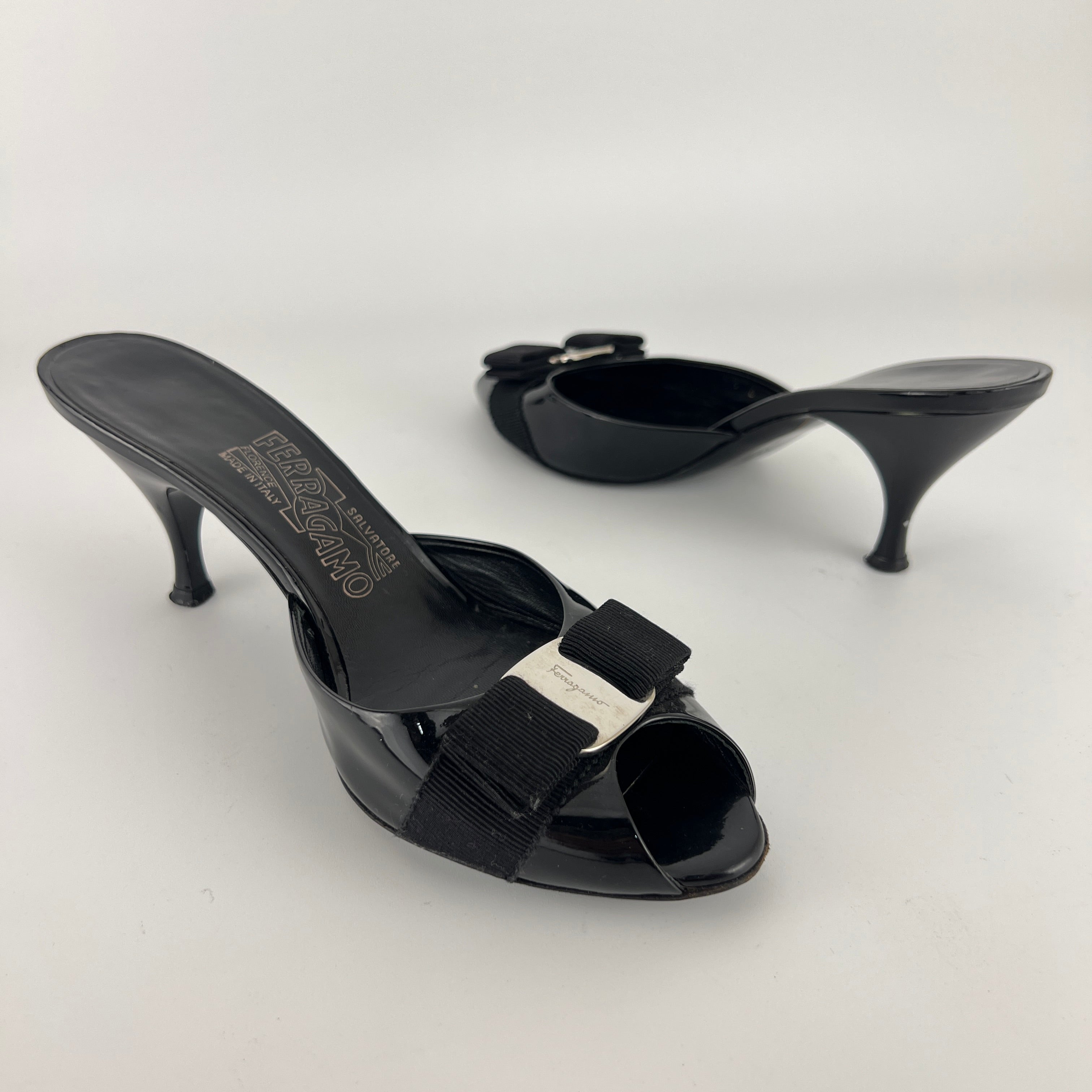 Ferragamo | Vara Bow Black Patent Leather Peep Toe Slide Mules (37 , 7)