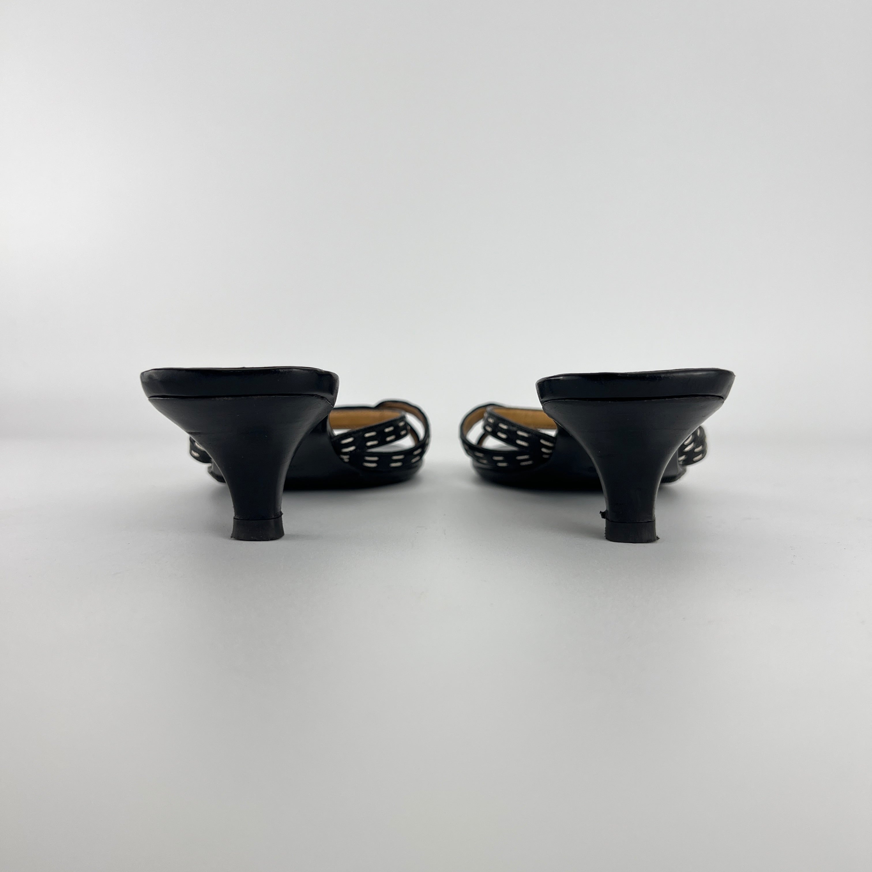 Hermes | Vintage Black Leather Thong H Buckle Top Stitch Sandal Kitten Mules (37)