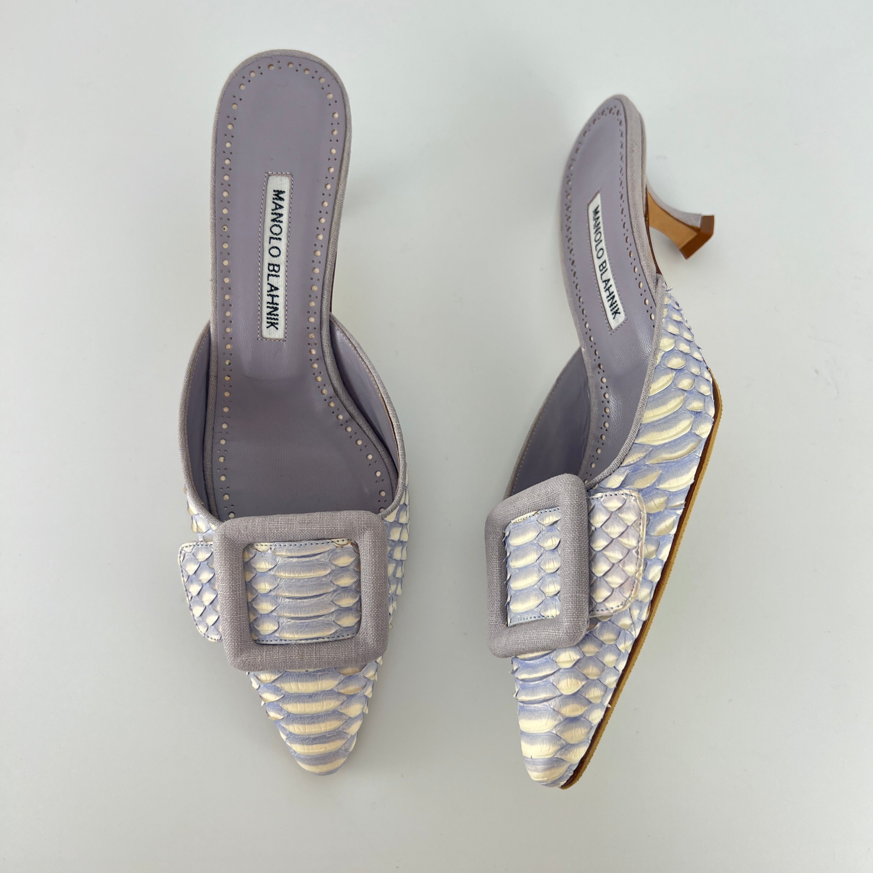 Manolo Blahnik | Lilac Exotic Leather Pointed Toe Linen Buckle Maysale Mules (37.5)