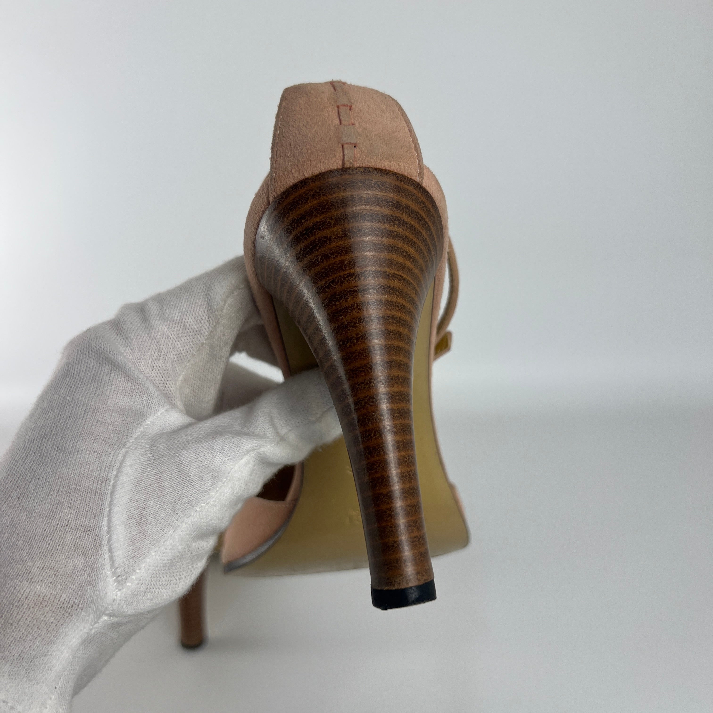 Gucci | Dusty Baby Pink Suede Leather Top Stitch Ankle Wrap Heels (7C / 37)