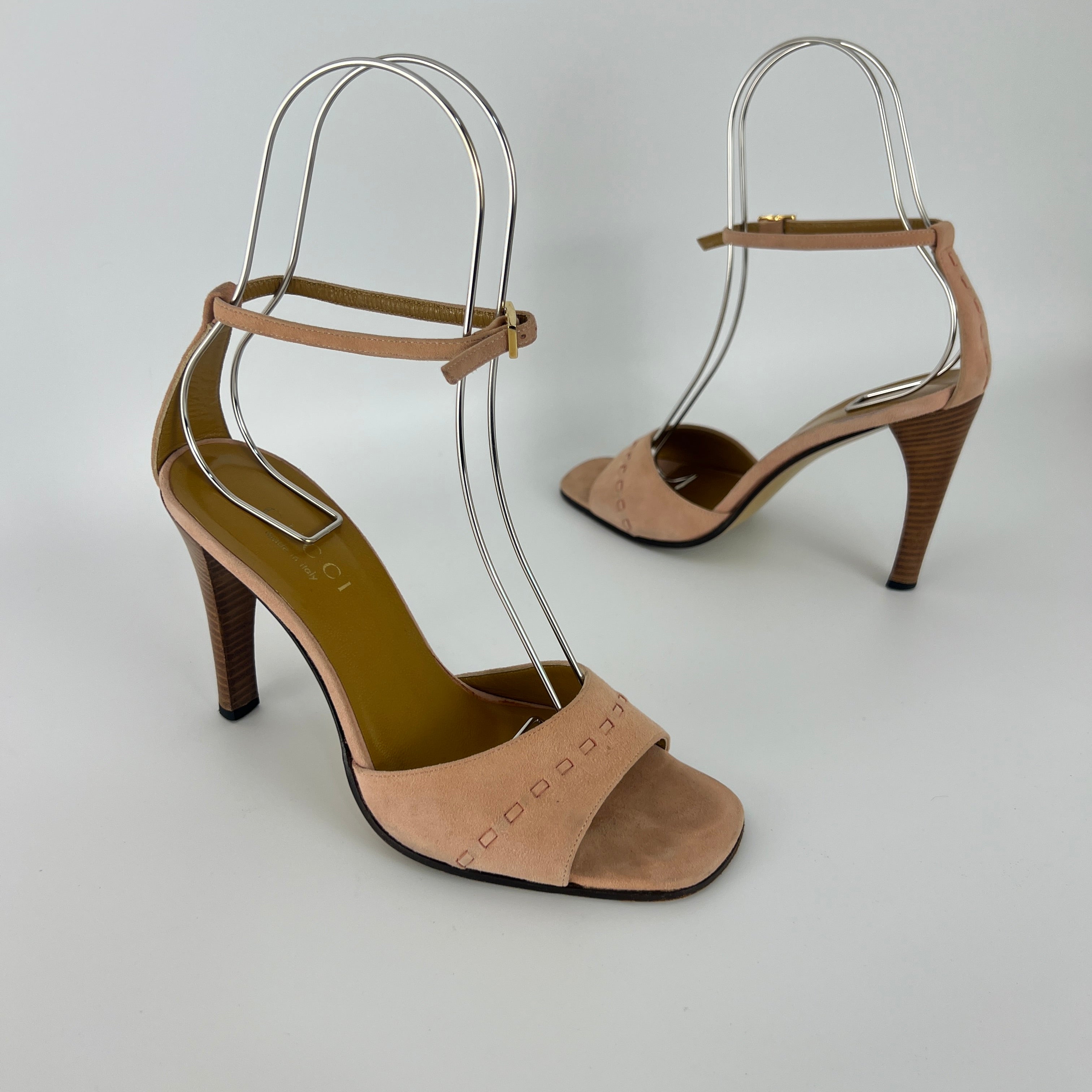 Gucci | Dusty Baby Pink Suede Leather Top Stitch Ankle Wrap Heels (7C / 37)