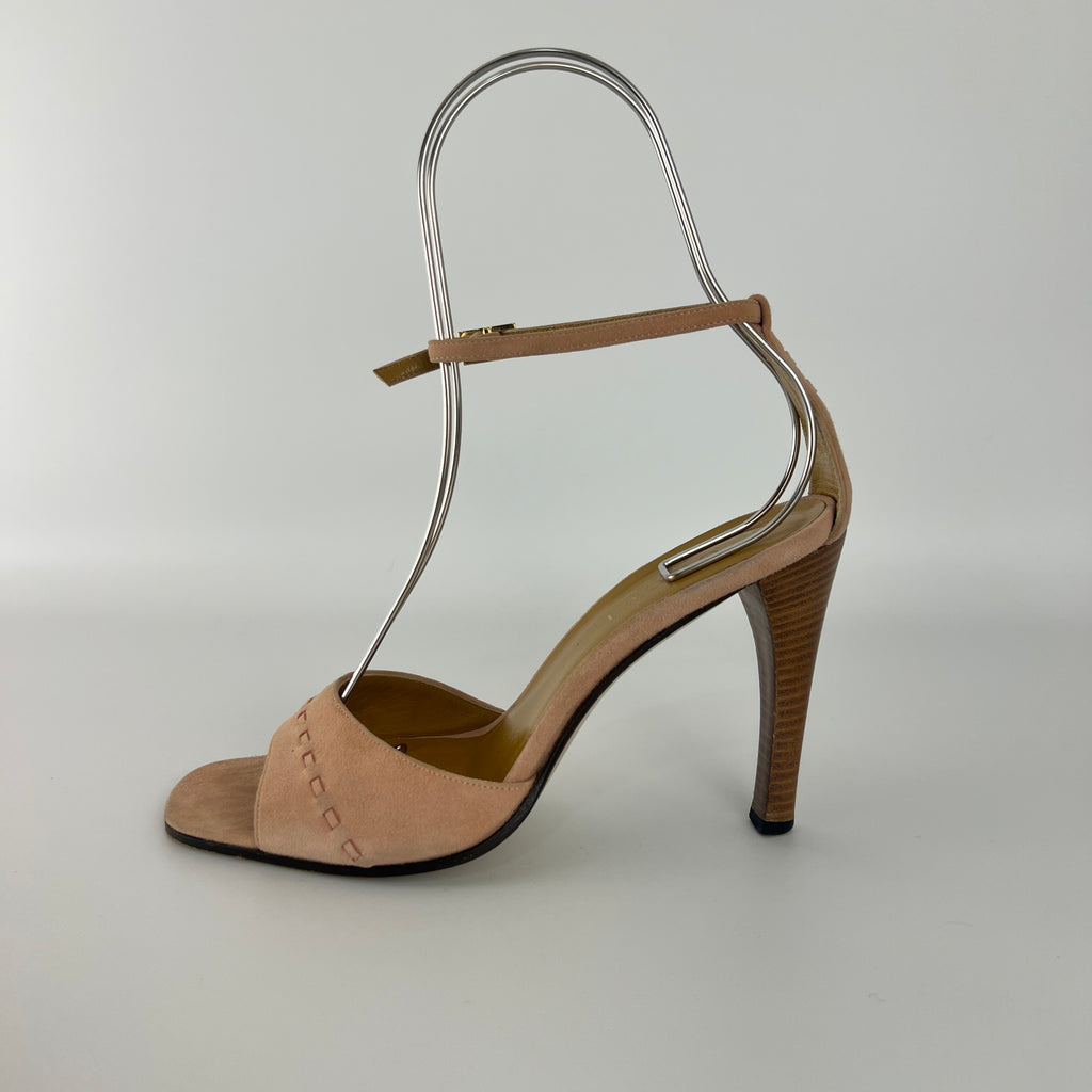 Gucci | Dusty Baby Pink Suede Leather Top Stitch Ankle Wrap Heels (7C / 37)