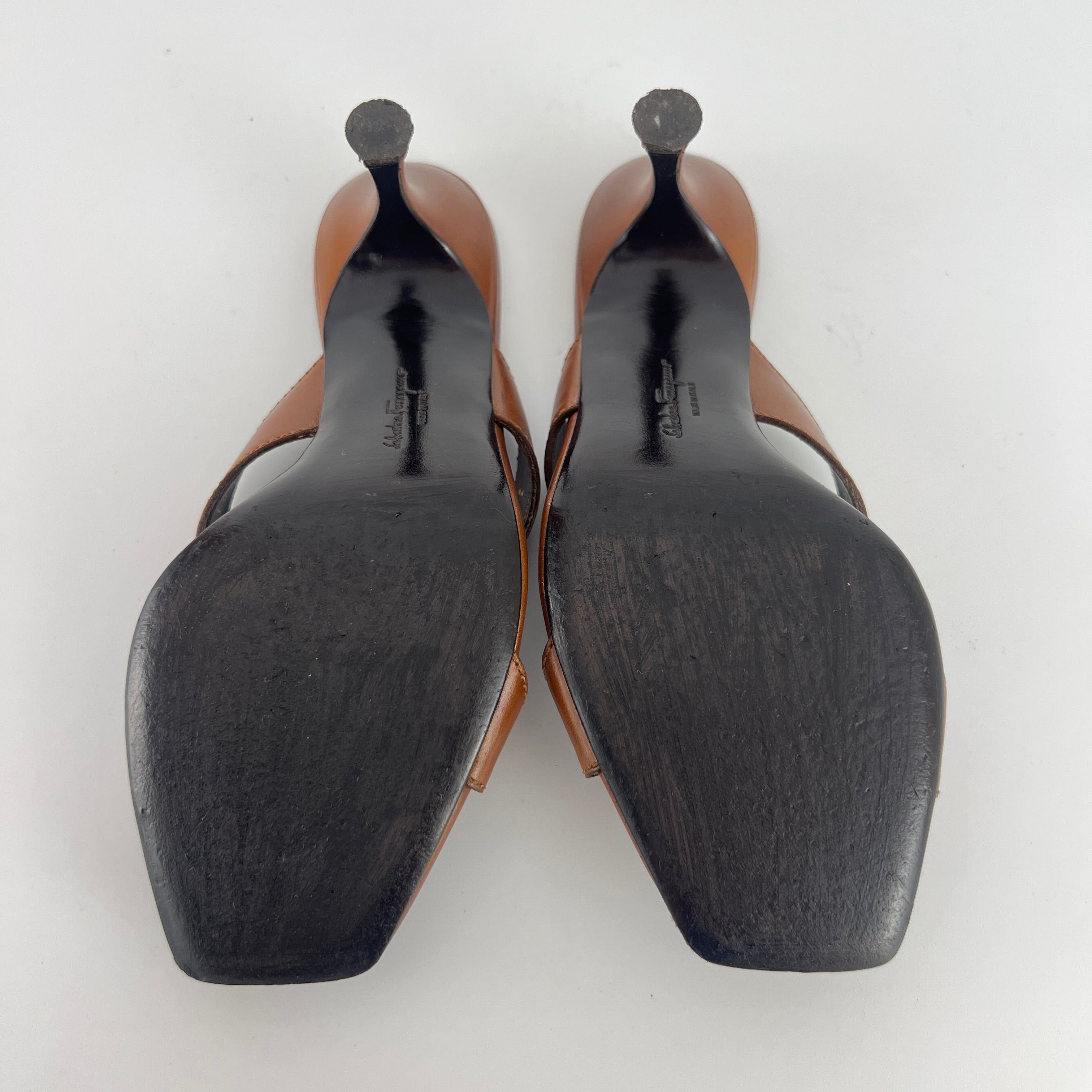 Ferragamo | Brown Leather Logo Horn Plate Dual Strap Mules (37.5)