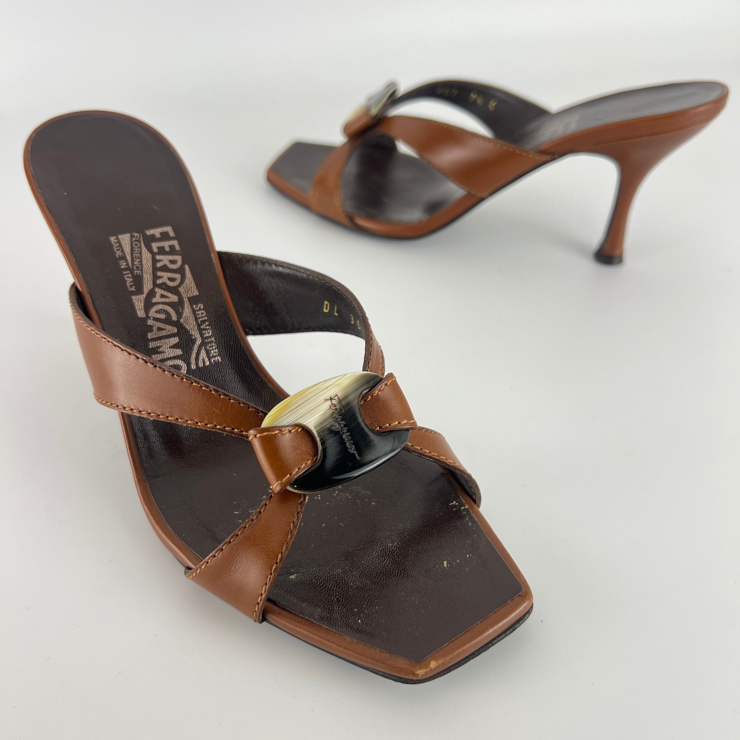 Ferragamo | Brown Leather Logo Horn Plate Dual Strap Mules (37.5)