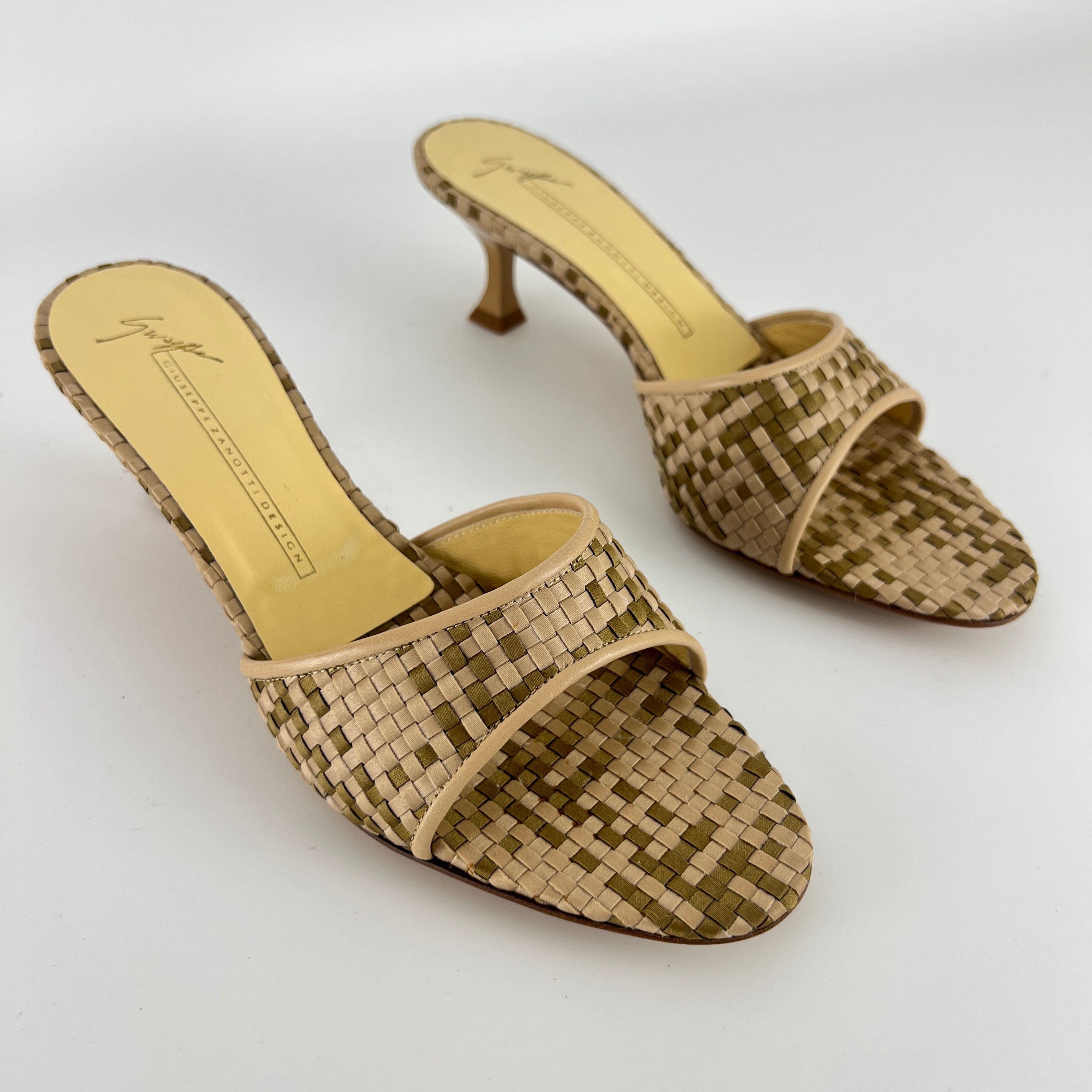 Giuseppe Zanotti | Beige Woven Intrecciato Mid Heel Open Toe Mules (38)