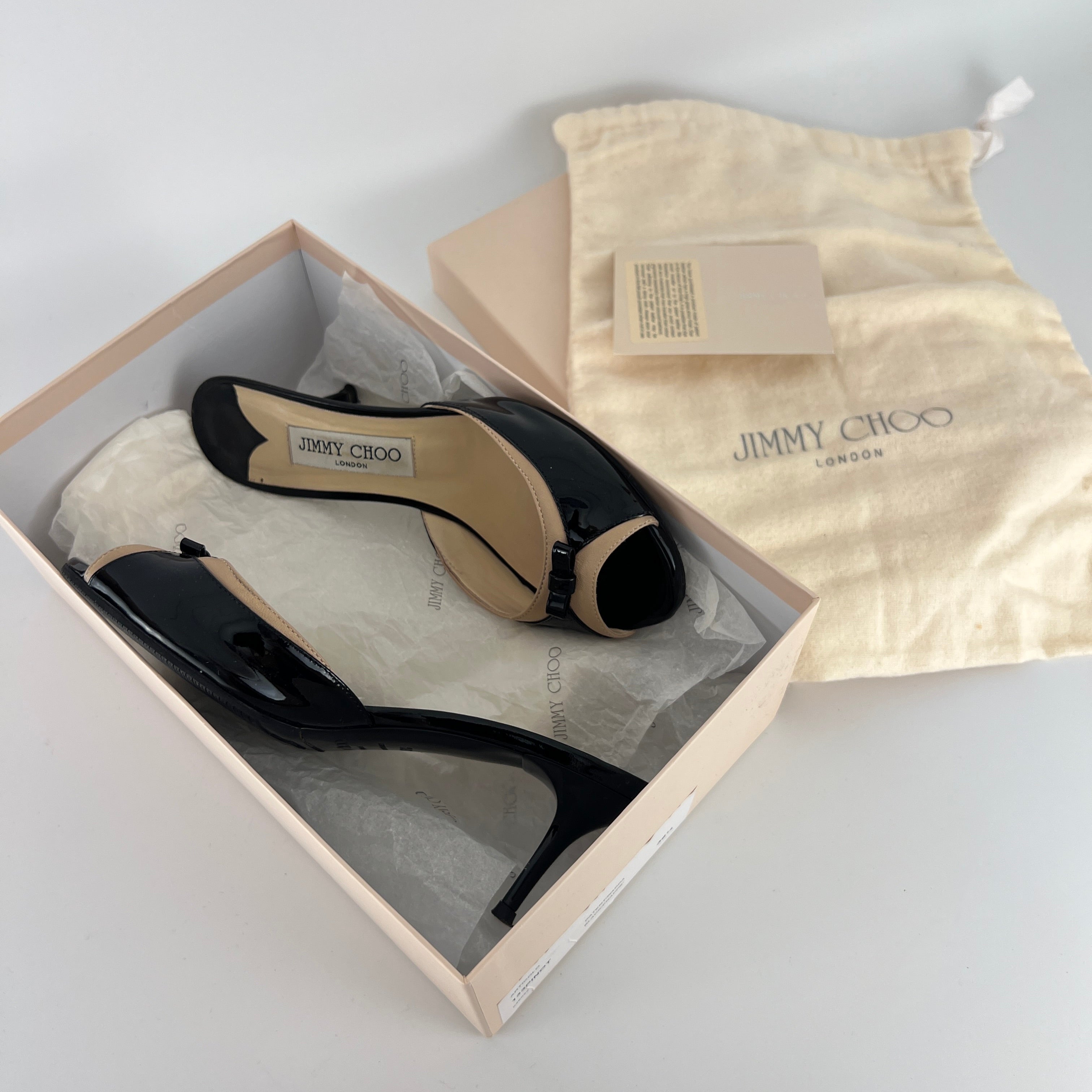 Jimmy Choo | Black Patent Leather Dainty Bow Black Tan Mules (36.5)