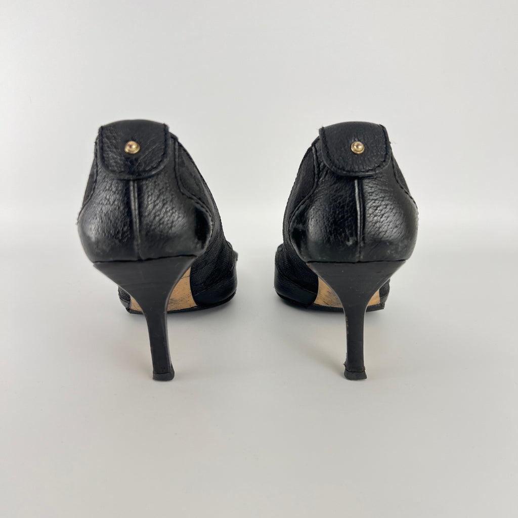 Gucci | Vintage Tom Ford Era Black GG Monogram Canvas Gold Horse Bit Pumps (35)