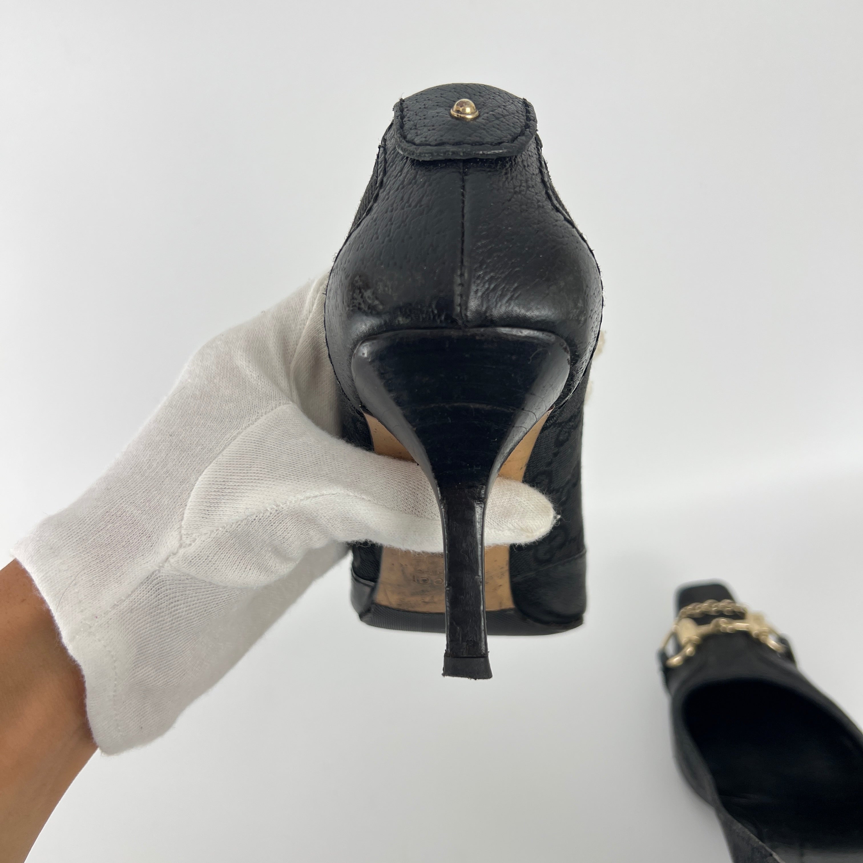 Gucci | Vintage Tom Ford Era Black GG Monogram Canvas Gold Horse Bit Pumps (35)