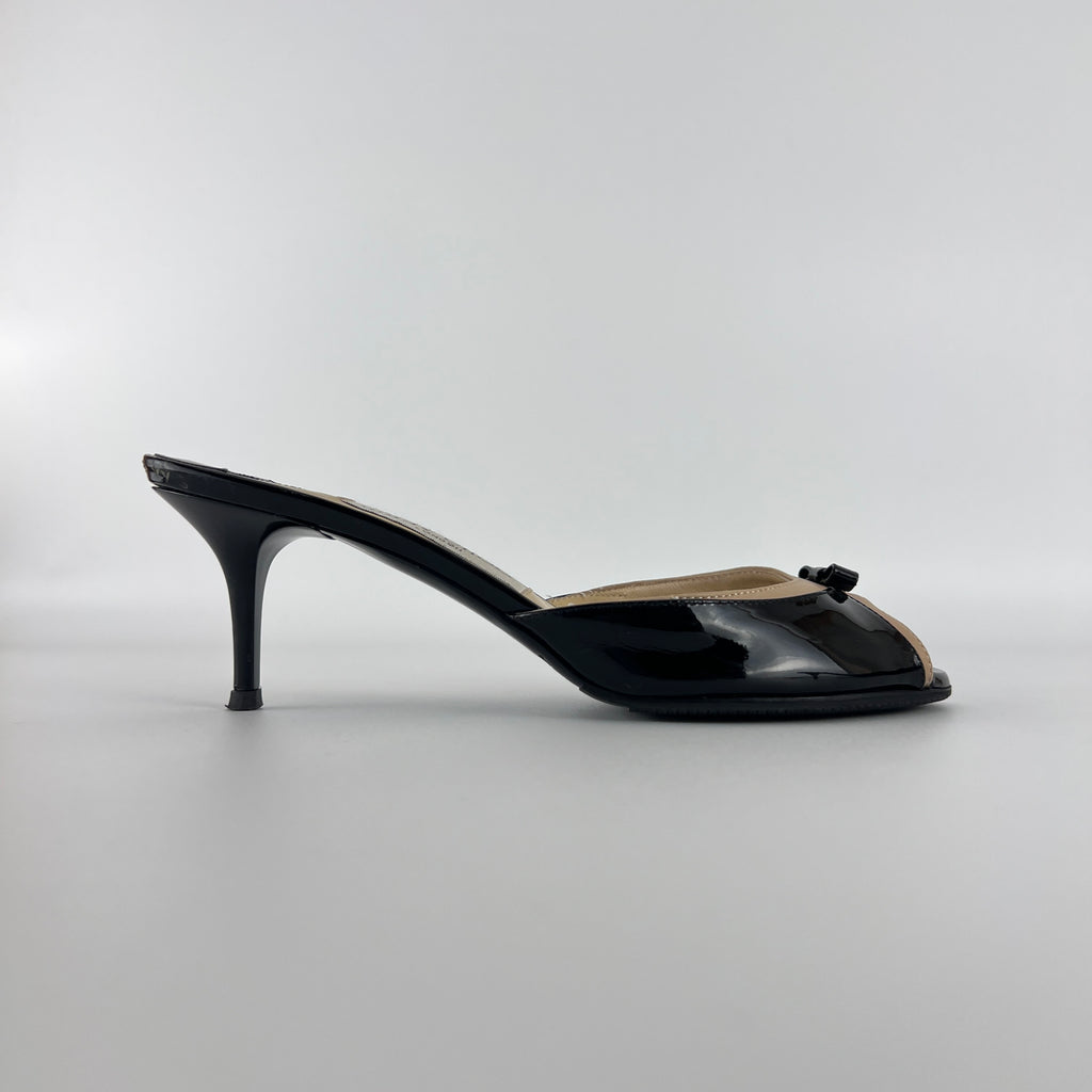 Jimmy Choo | Black Patent Leather Dainty Bow Black Tan Mules (36.5)