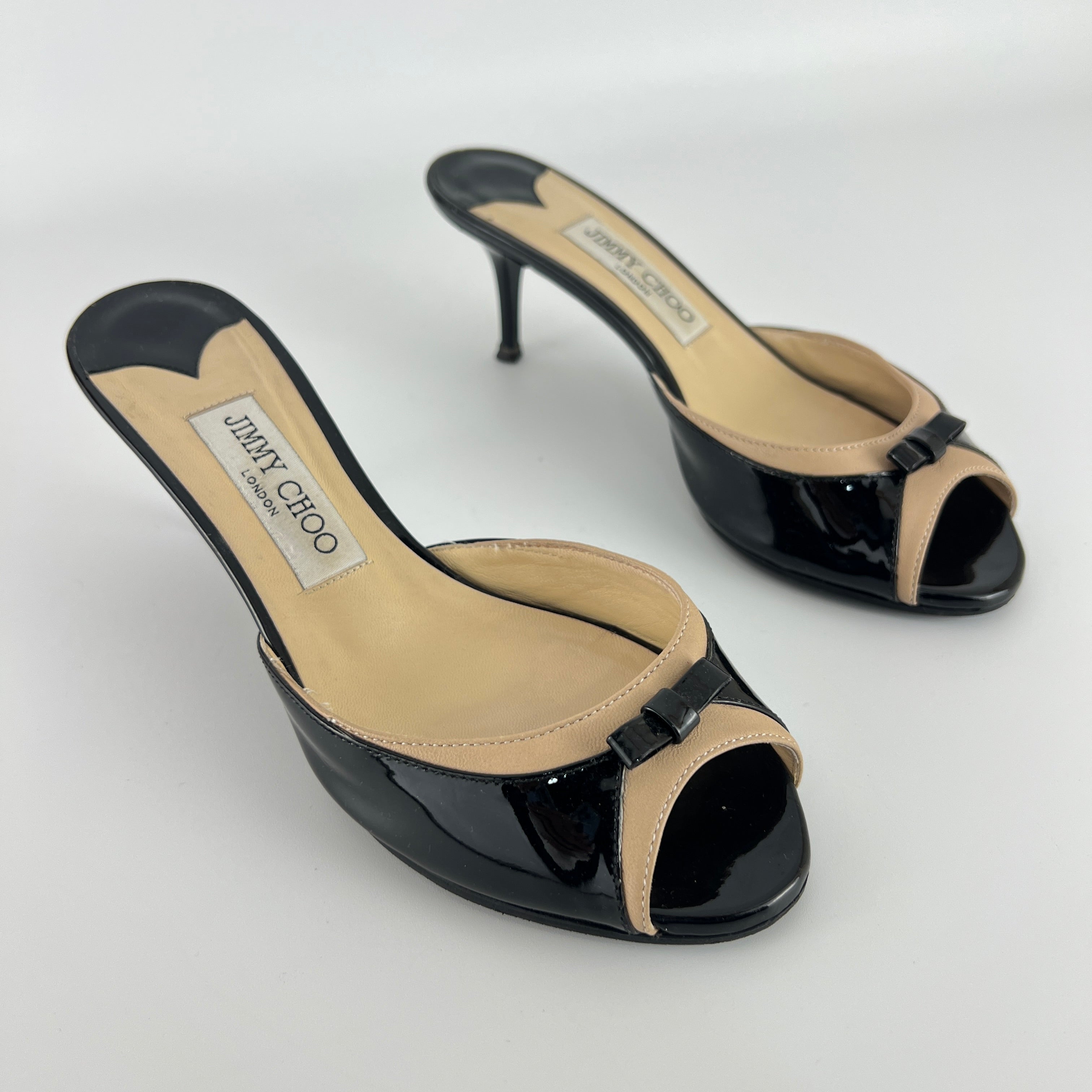 Jimmy Choo | Black Patent Leather Dainty Bow Black Tan Mules (36.5)